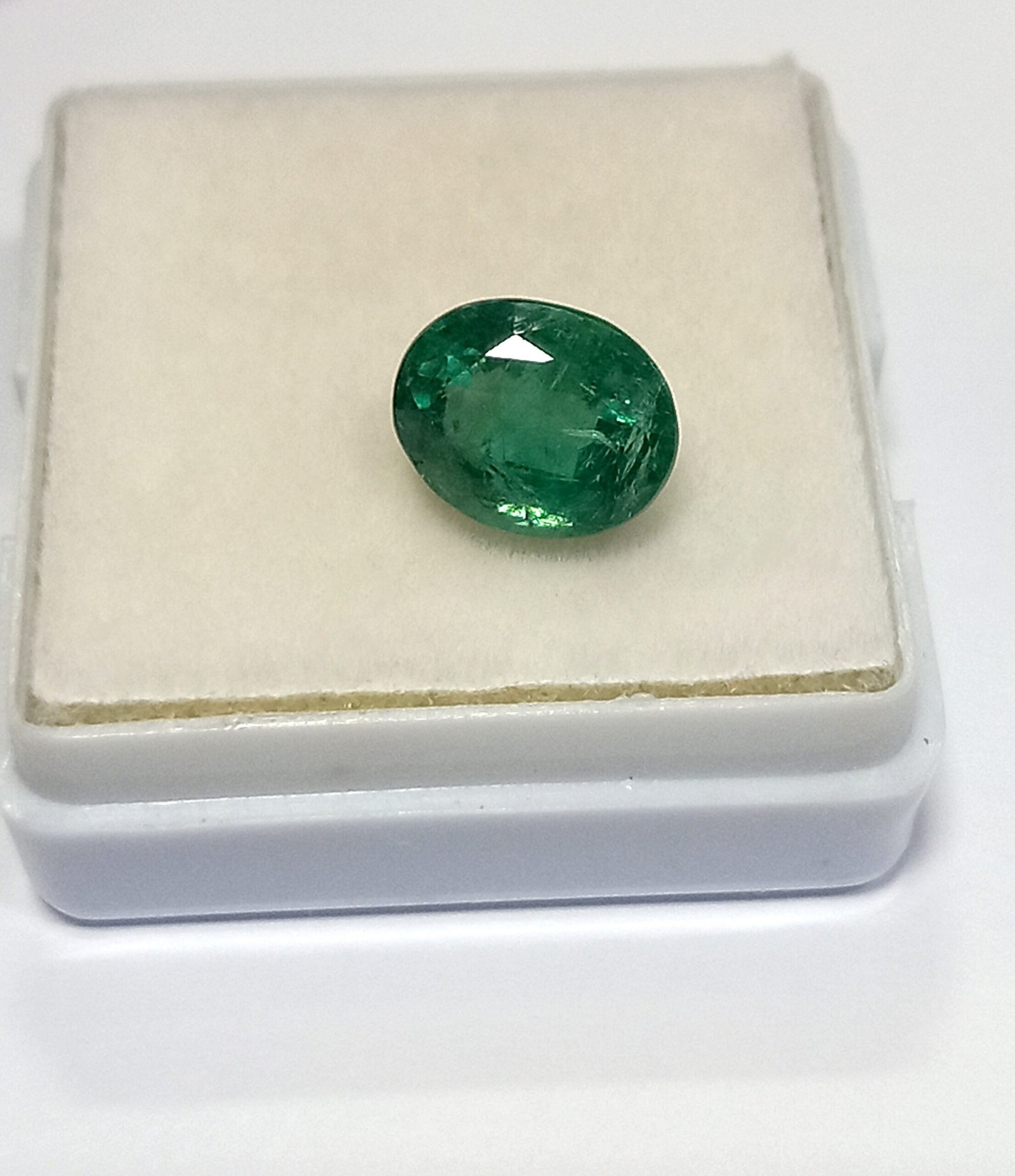 2.54 Cts Natural Zambian Emerald Gemstone Oval Cut 9.0*7.3 MM EM559 - Image 6