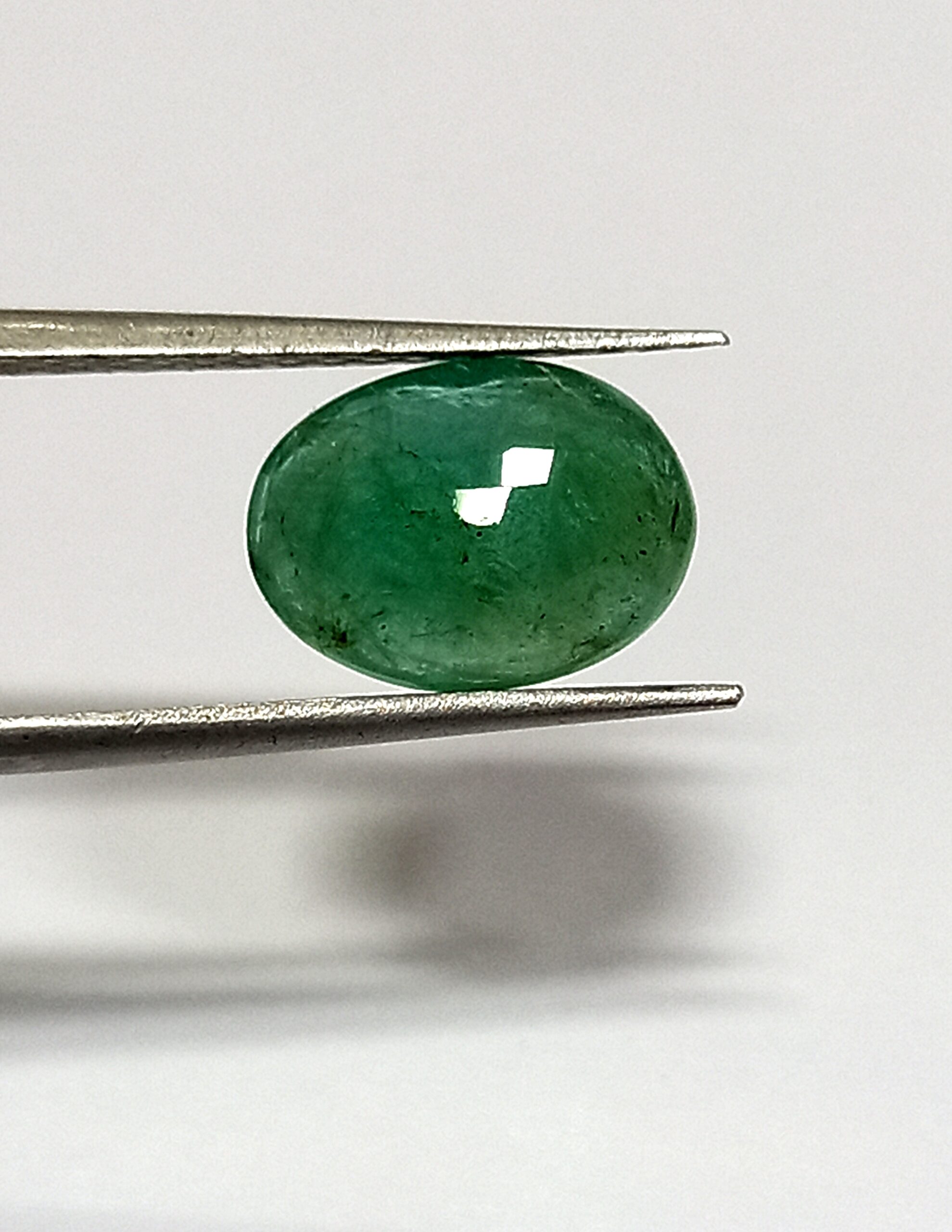 Natural Emerald Gemstone 9