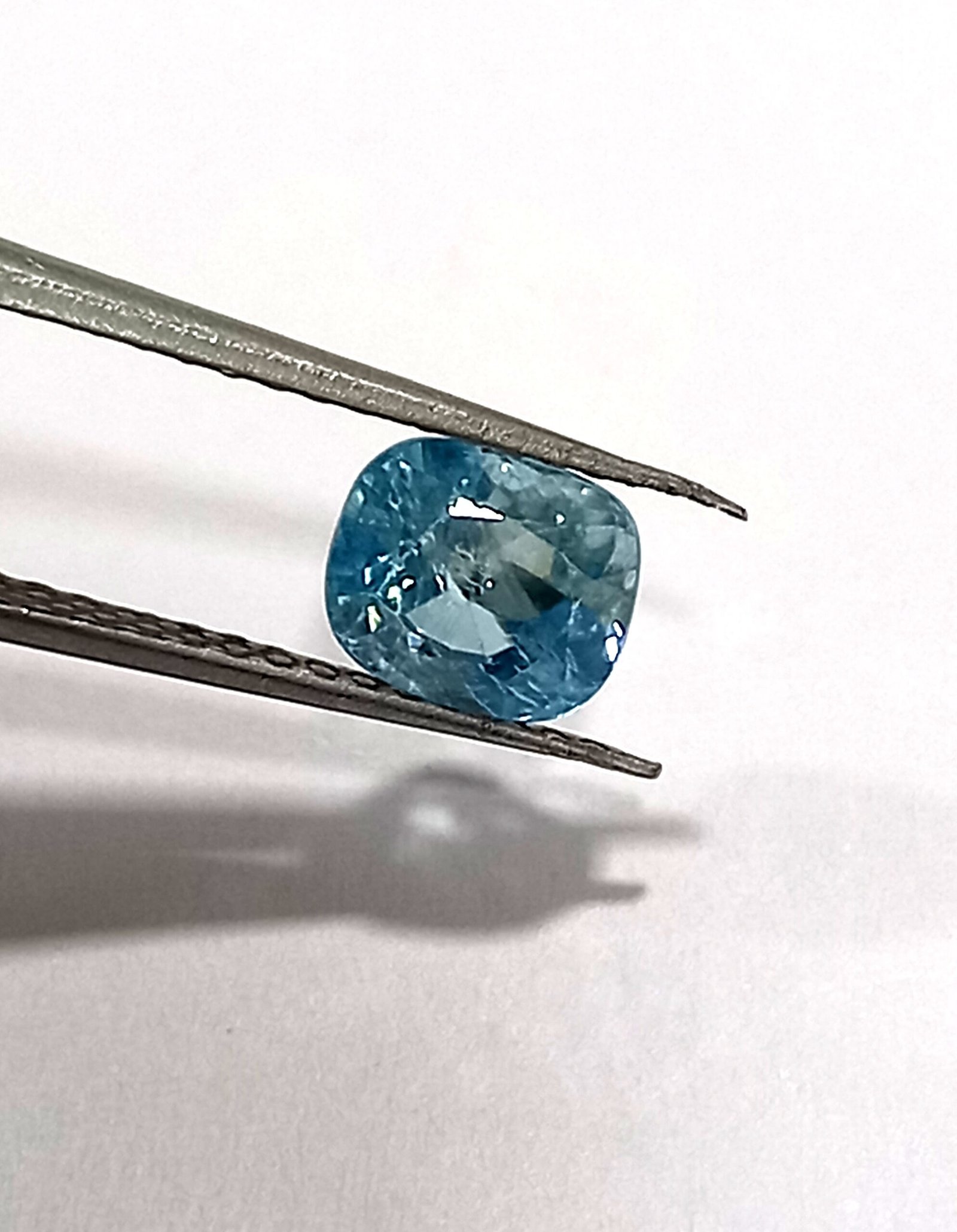 2.51 Cts Natural Cambodian Zircon Gemstone Oval Cut 7.5x6.4 MM ZC40 - Image 3