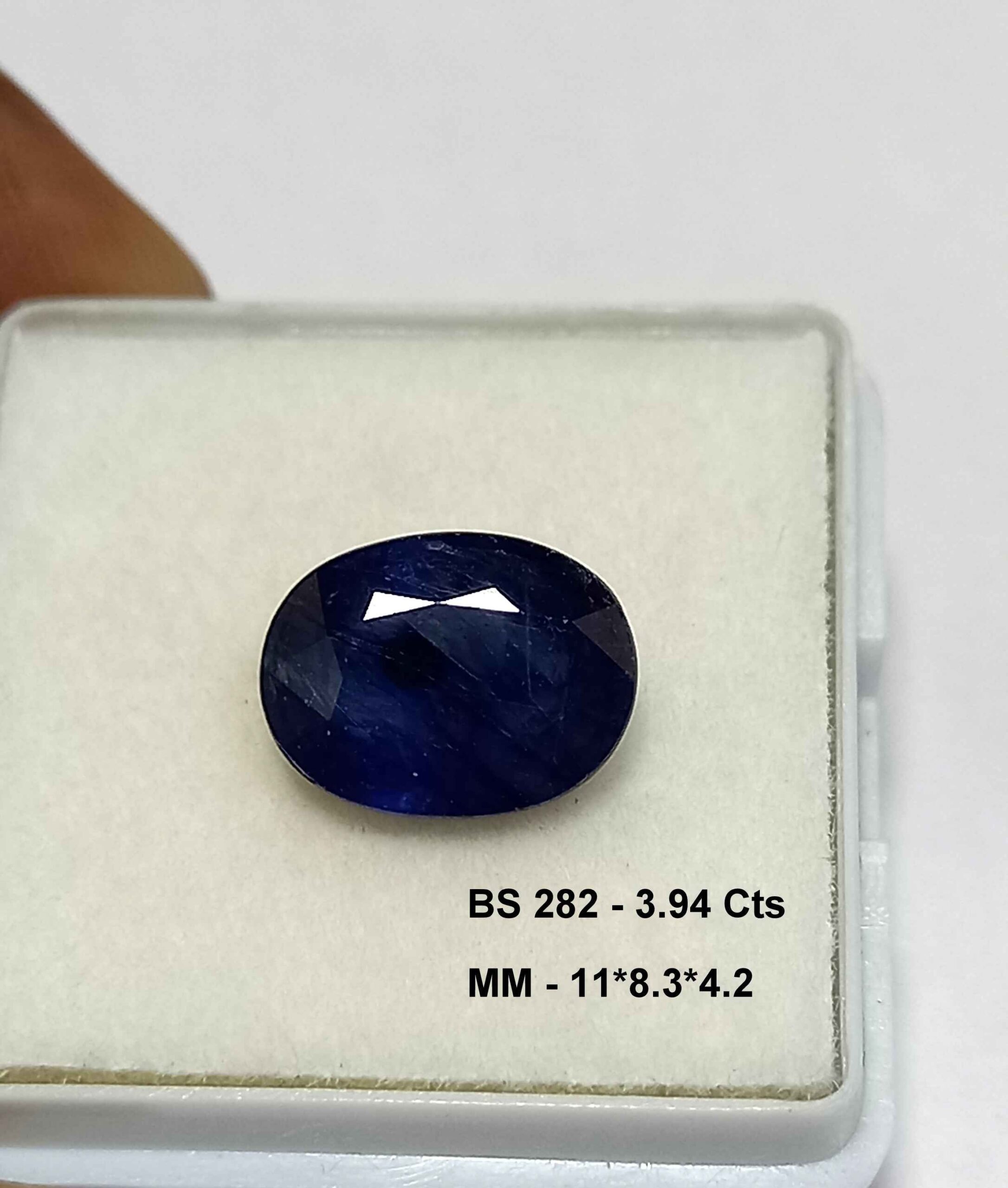 3.94 Cts Natural Blue Sapphire Gemstone Oval Cut 11.0*8.3 MM BS282