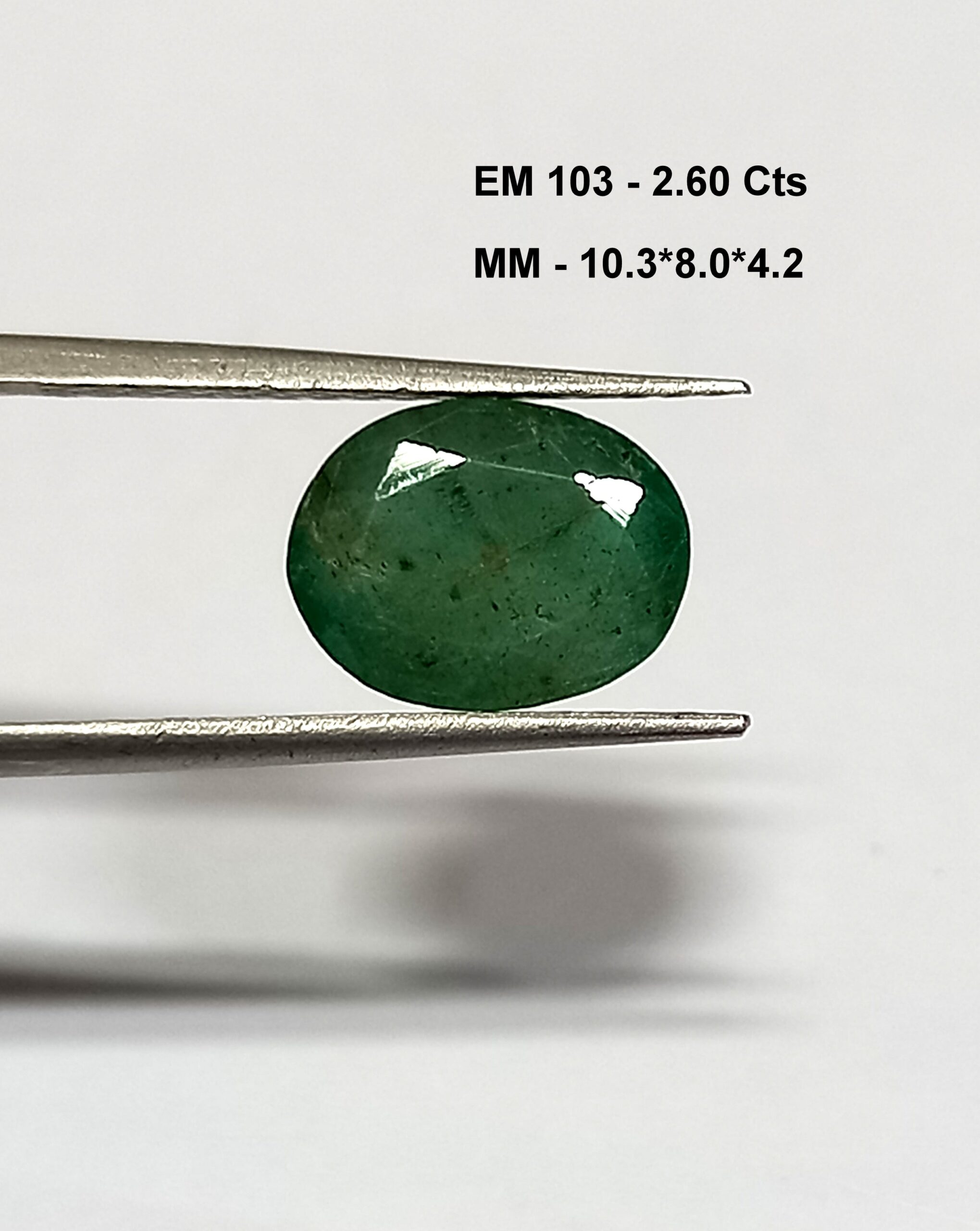 NaturalEmeraldGemstone1_3b626a3c-4baa-4cd9-998f-c1aae628dd93