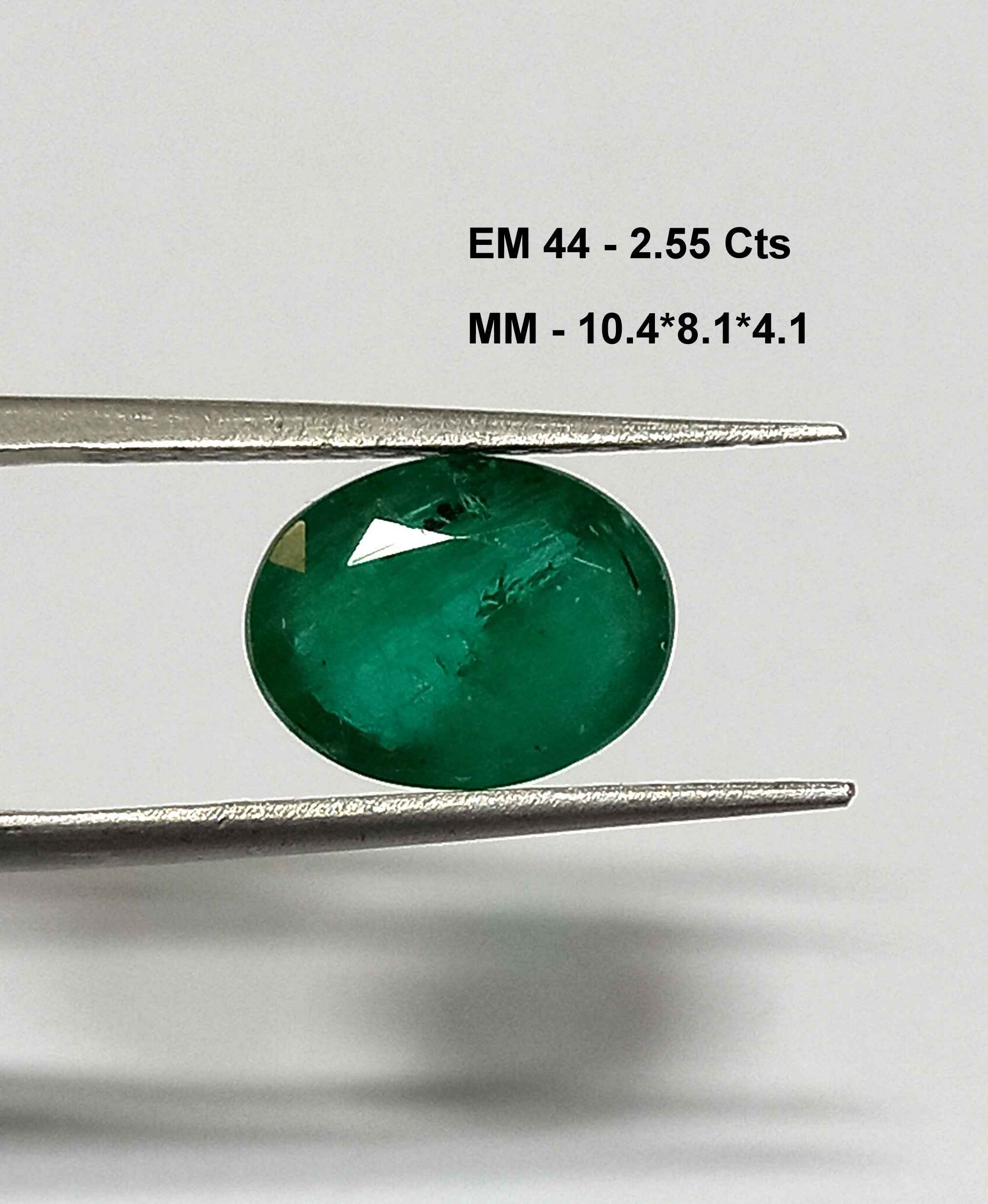 NaturalEmeraldGemstone1_88b8998f-e5a6-45d6-a4e9-5a8c561dbee8 2.55 Cts Natural Zambian Emerald Gemstone Oval Cut 10.4*8.1 MM EM44