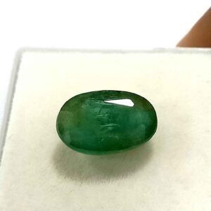 3.80 Cts Zambian Emerald Gemstone Oval Cut 11.7*7.7 MM EM33
