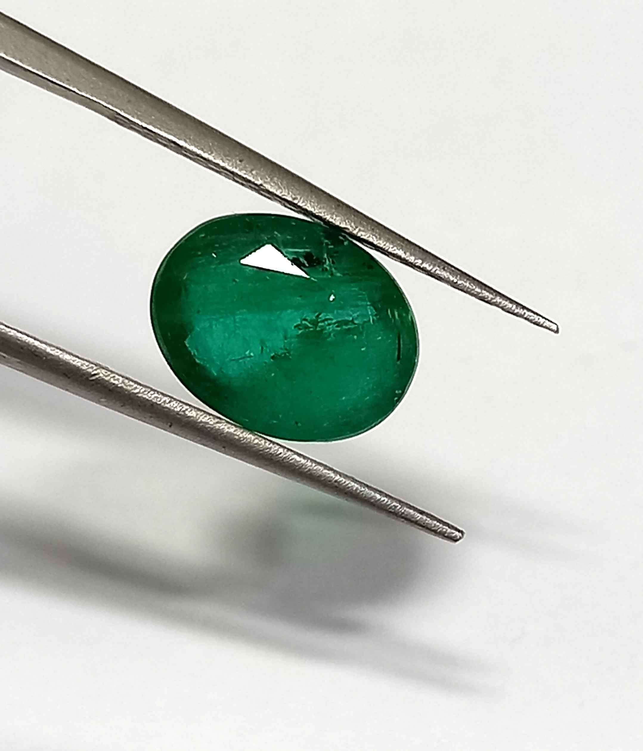 NaturalEmeraldGemstone3_9e1feb11-d77e-4f05-8a9c-1551c268b5a8 2.55 Cts Natural Zambian Emerald Gemstone Oval Cut 10.4*8.1 MM EM44