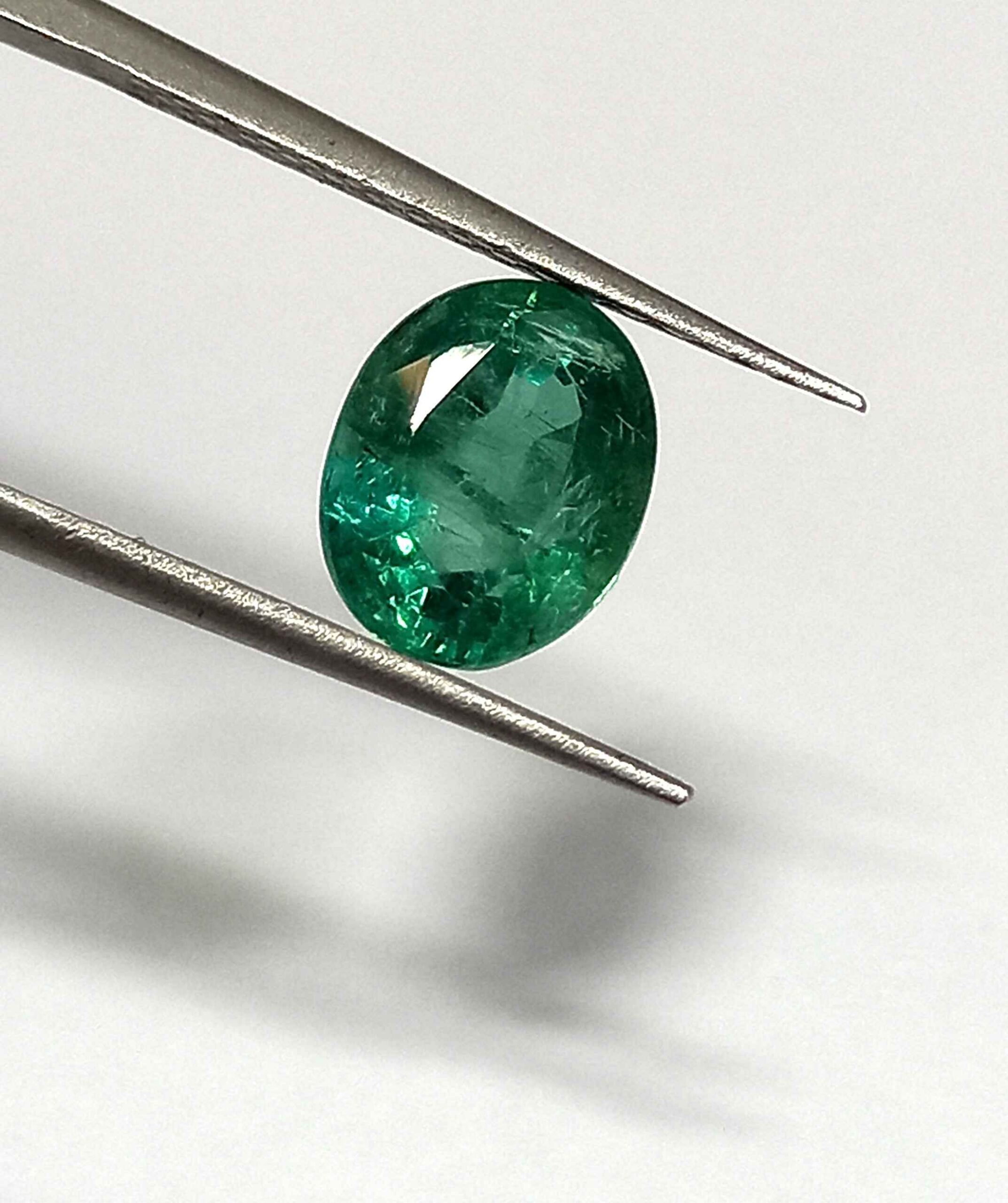 2.54 Cts Natural Zambian Emerald Gemstone Oval Cut 9.0*7.3 MM EM559
