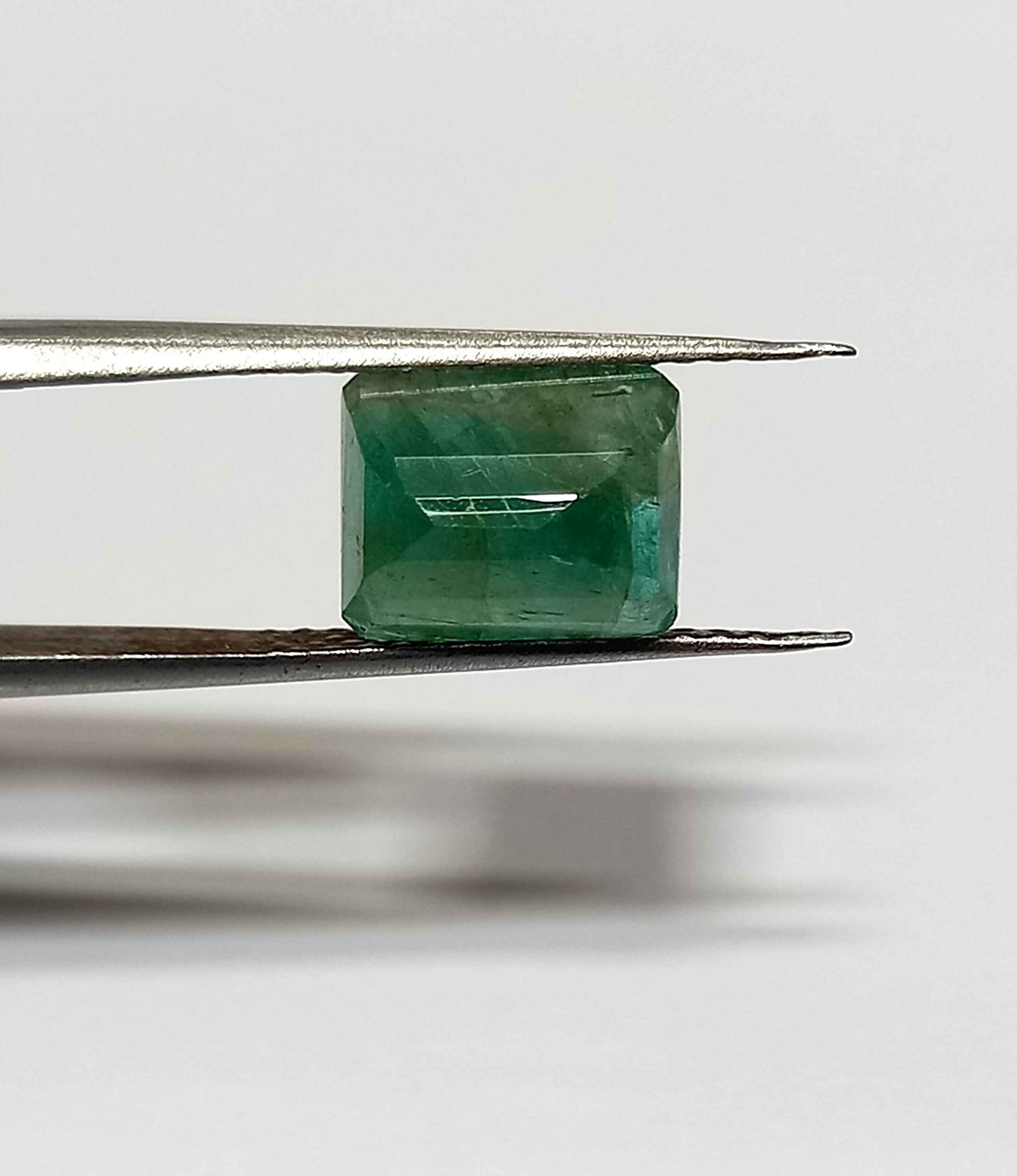 NaturalEmeraldGemstone4_f6fa0cff-8595-4d3d-bda9-5401751aa140 4.40 Cts Natural Zambian Emerald Octagon Cut Gemstone 10.2*8.2 MM EM68