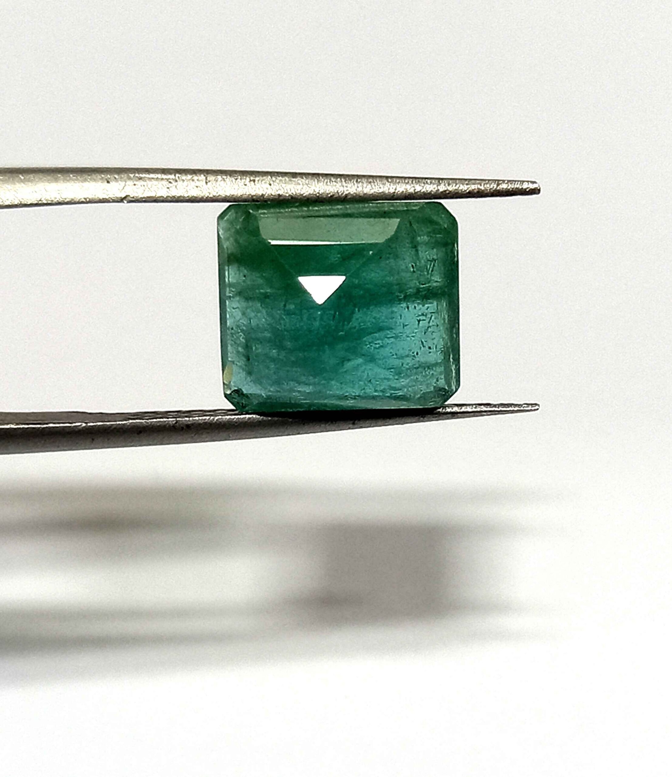 NaturalEmeraldGemstone9_3e0d4fdf-1d73-45c2-9b7e-444223424da7 4.55 Cts Natural Zambian Emerald Octagon Cut 10.6*9.1 MM EM36