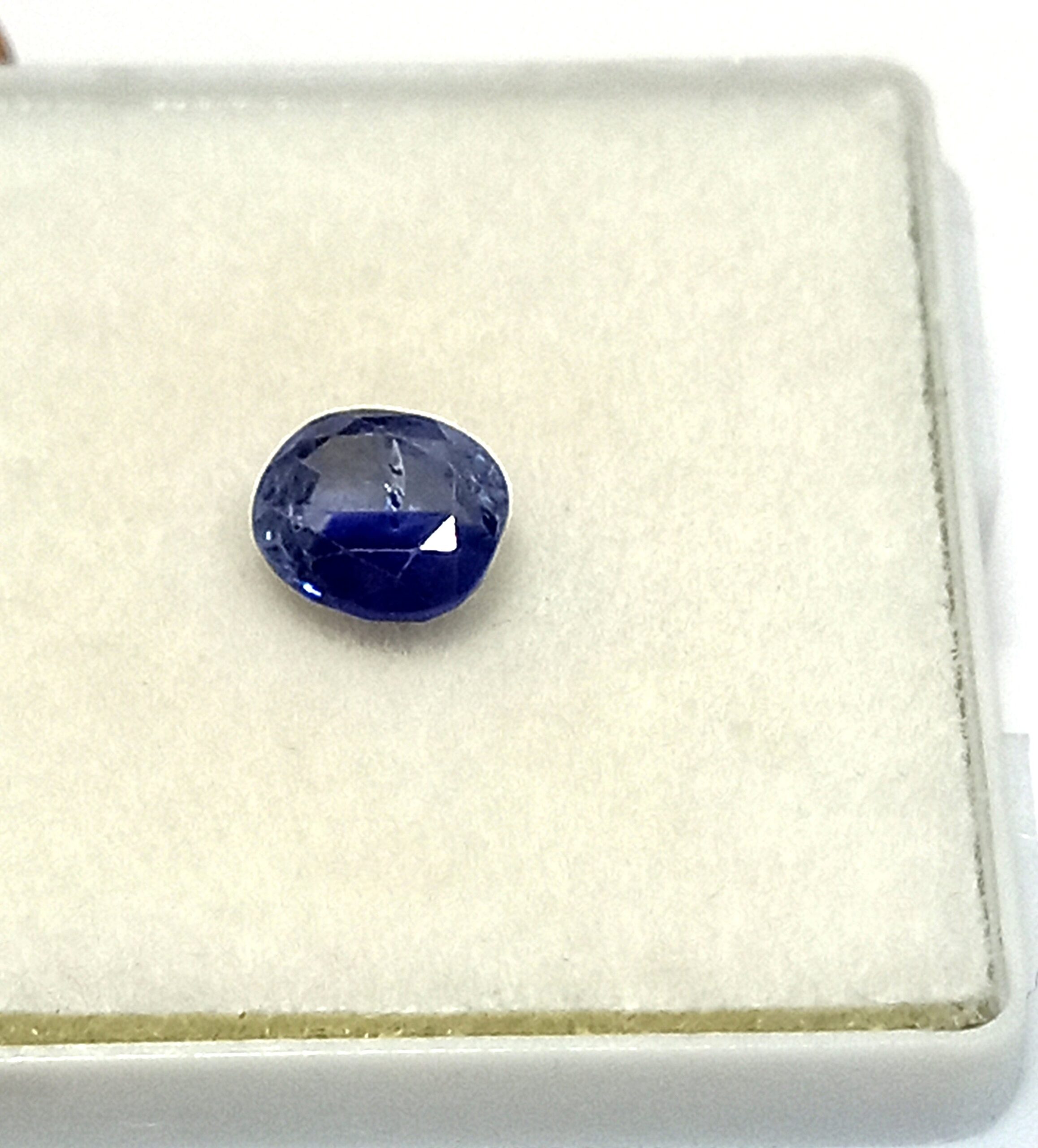 NaturalKashmireBlueSapphireGemstone5_80cec85d-8d05-46e9-a477-f4abd8dd6cf3