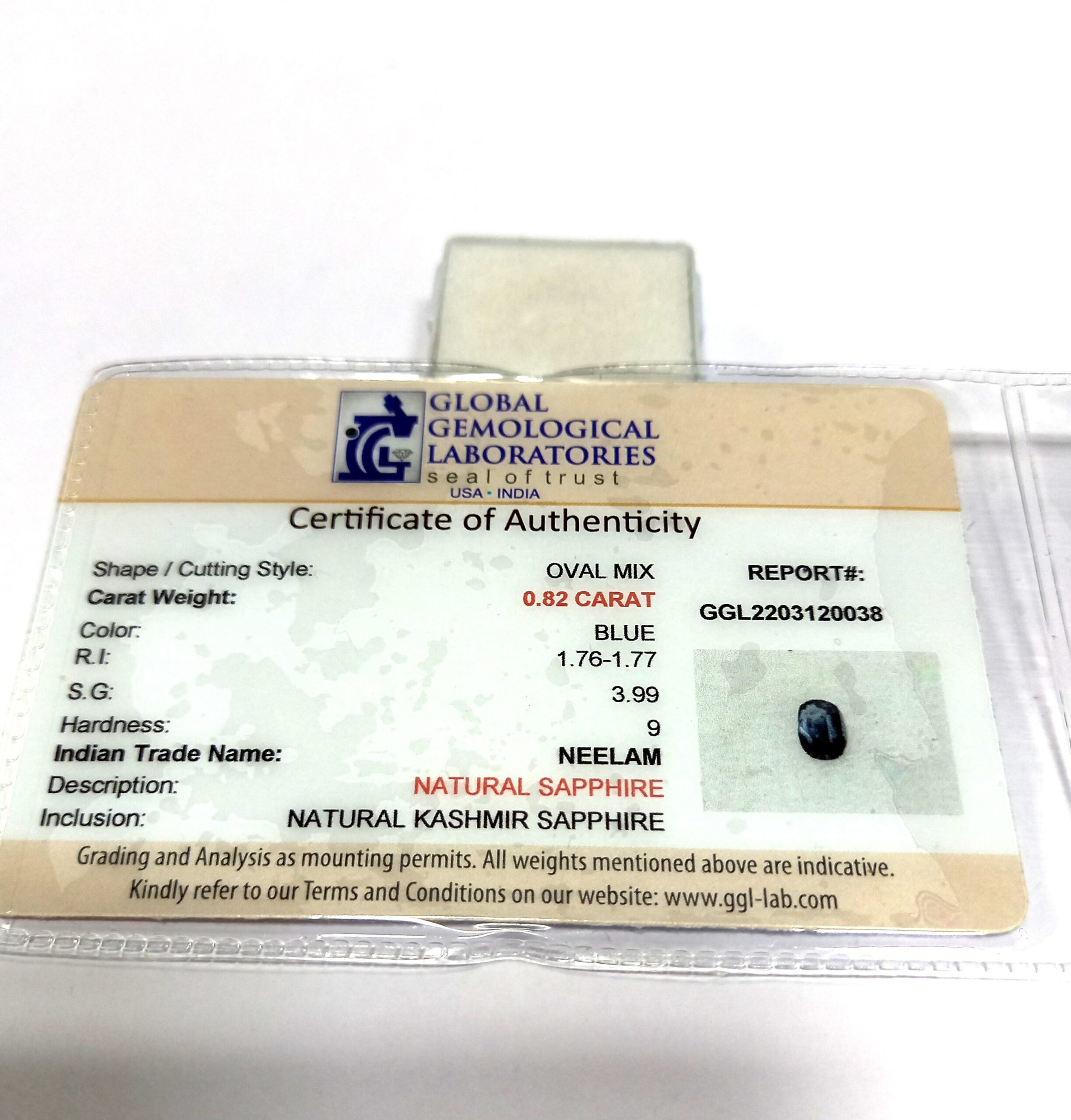 NaturalKashmireBlueSapphireGemstone7_fd1f1378-cc09-4e2b-b68b-cfcb8635756c