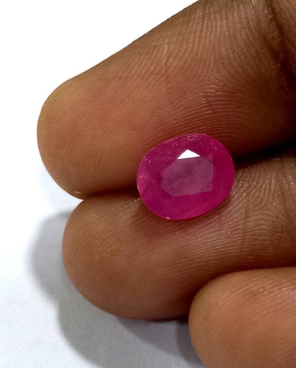 2.40 Cts Natural Burmese Red Ruby Oval Cut Gemstone 8.4*6.9 MM R302