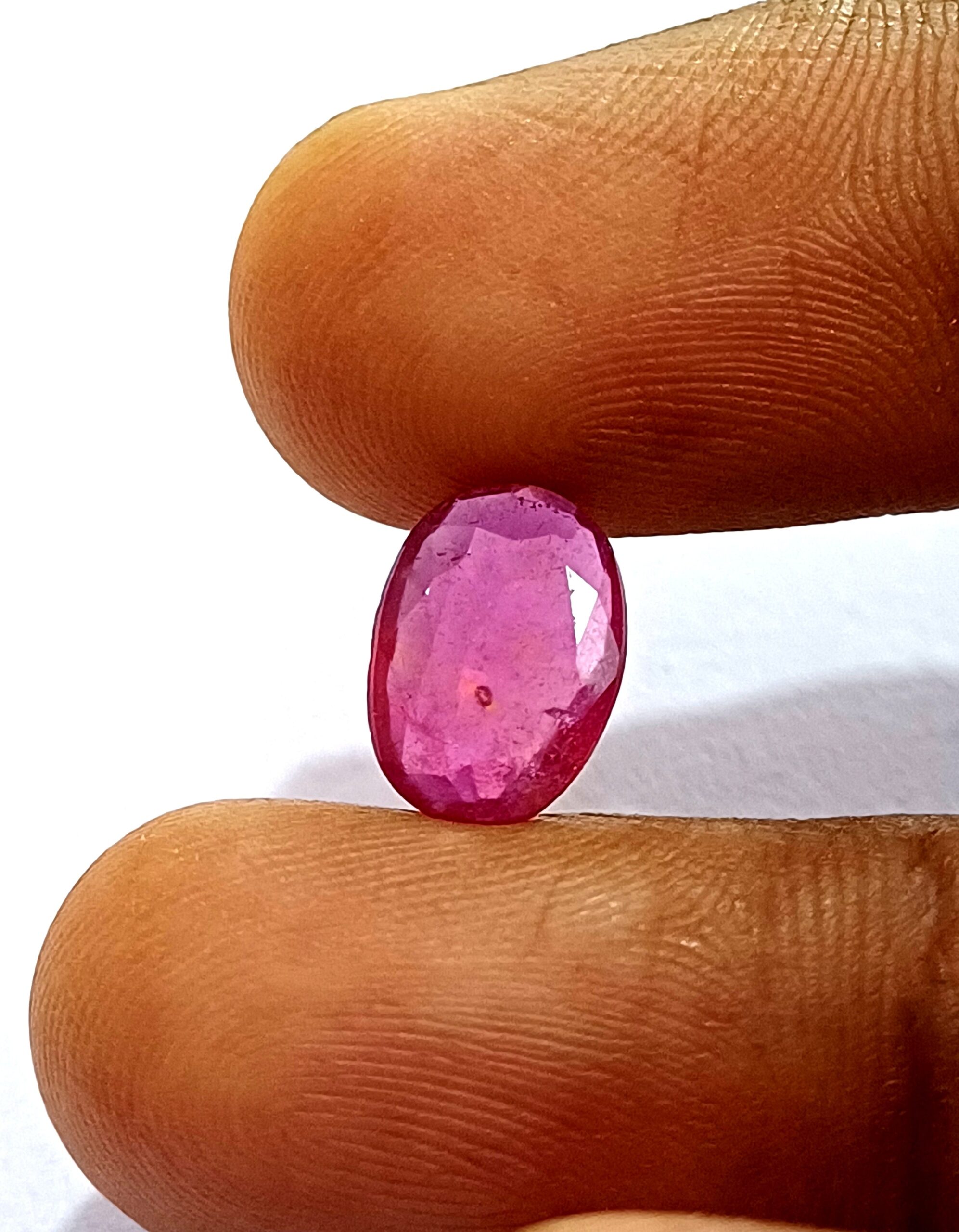 NaturalRubyGemstone_8_7f21793d-65f5-42b1-84f5-7edf6845273a