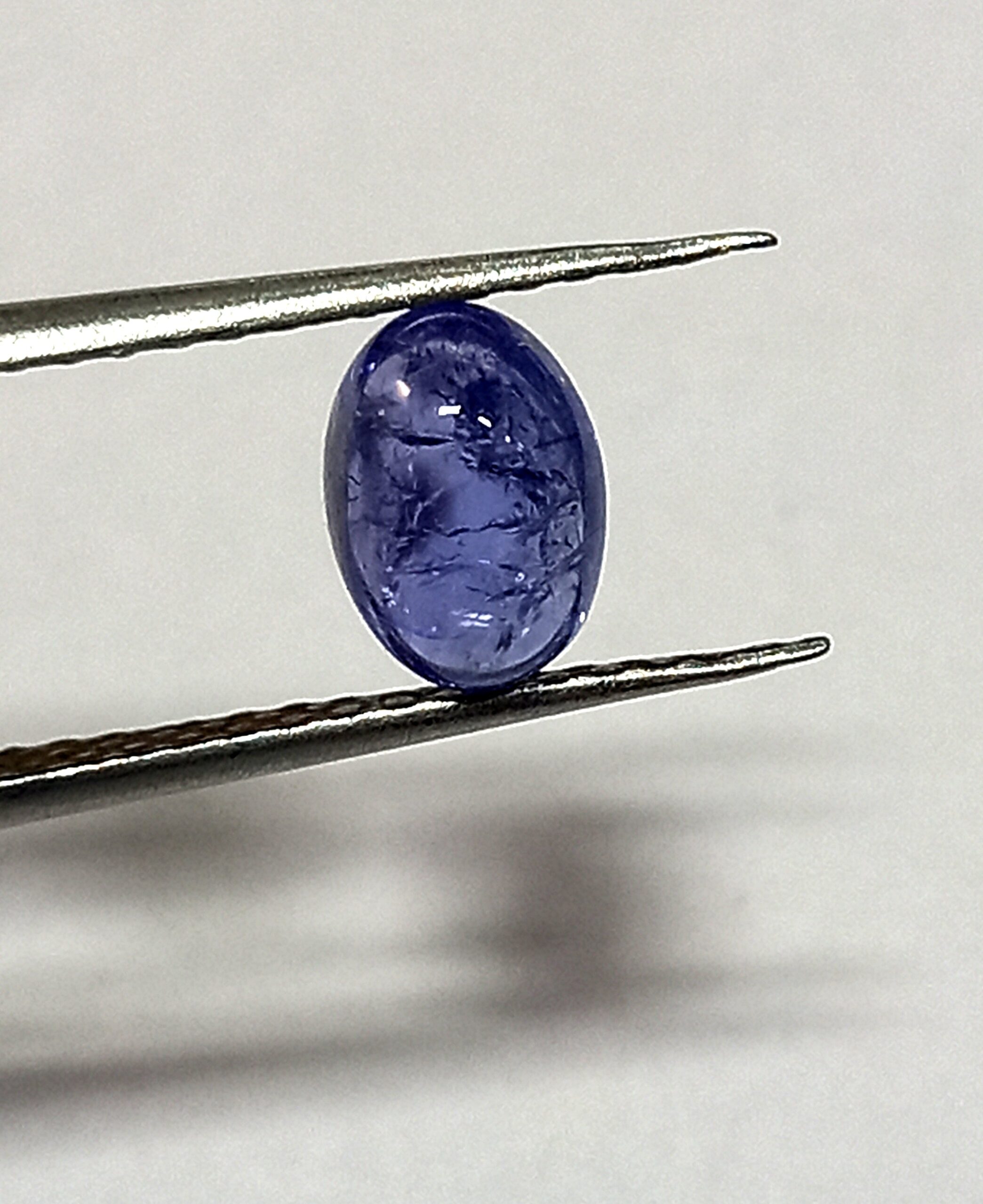NaturalTanzaniteGemstone2_6d6c536b-d8dc-4a23-a182-4178f4c53db8
