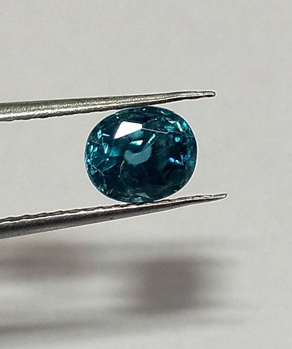 2.38 Cts Natural Cambodian Zircon Gemstone Oval Cut 7.2*6.1 MM ZC1