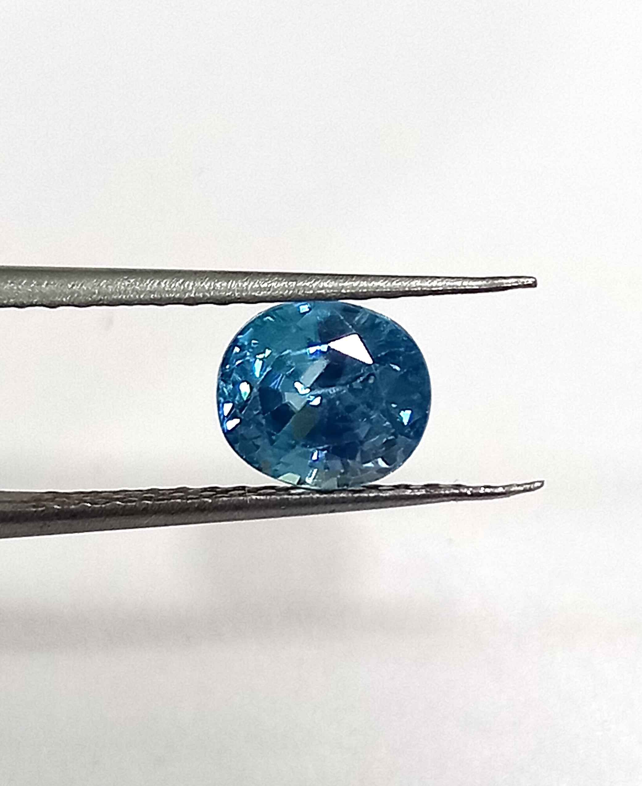 2.96 Cts Natural Cambodian Zircon Blue Gemstone Oval Cut 7.6*6.7 MM ZC59