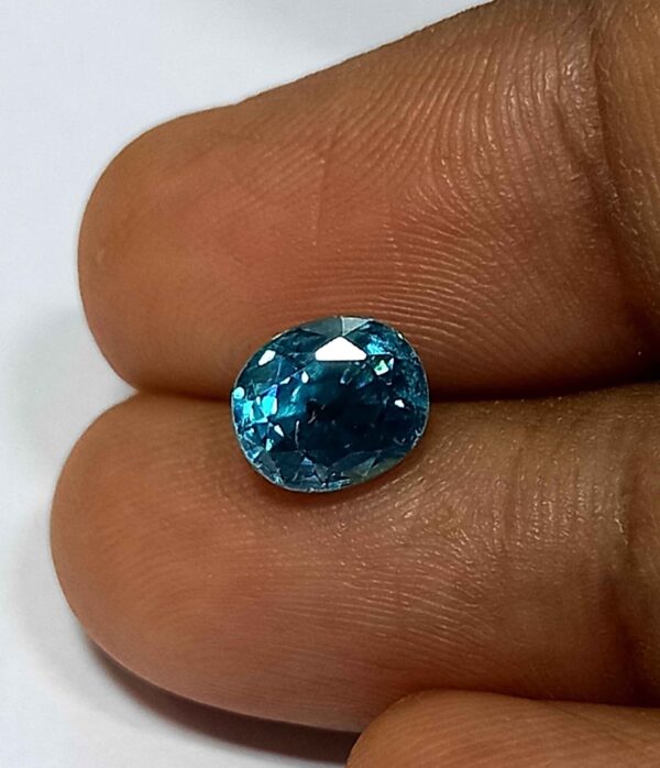 2.38 Cts Natural Cambodian Zircon Gemstone Oval Cut 7.2*6.1 MM ZC1