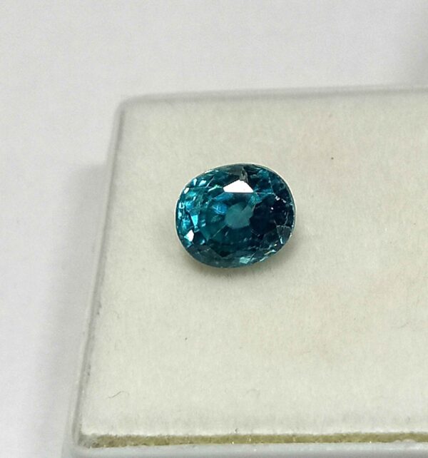2.38 Cts Natural Cambodian Zircon Gemstone Oval Cut 7.2*6.1 MM ZC1