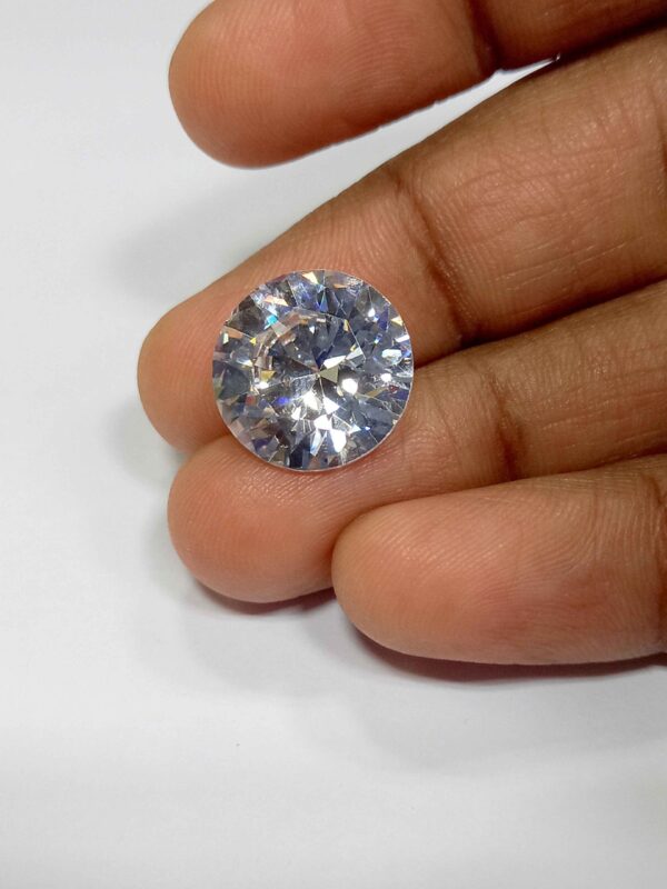 15.26 Cts Natural Cambodian Zircon Gemstone Round Cut White Color 14*14 MM ZC27