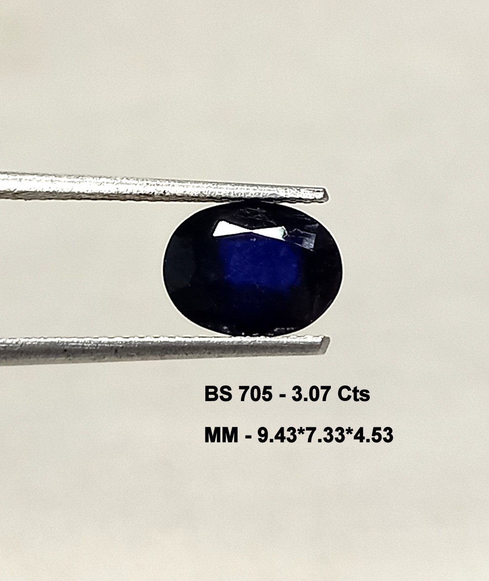 1 blue Sapphire