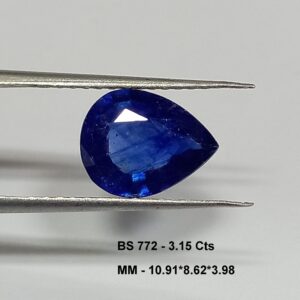 Natural blue sapphire gemstone 1