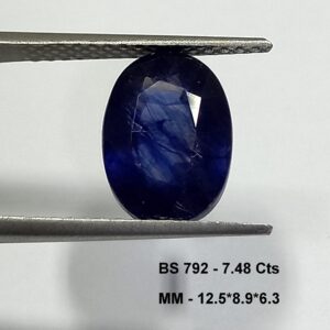 Natural blue sapphire gemstone 1