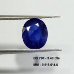 Natural blue sapphire gemstone 1