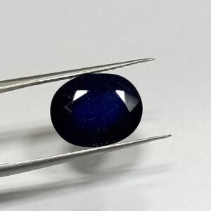 Natural blue sapphire gemstone 2