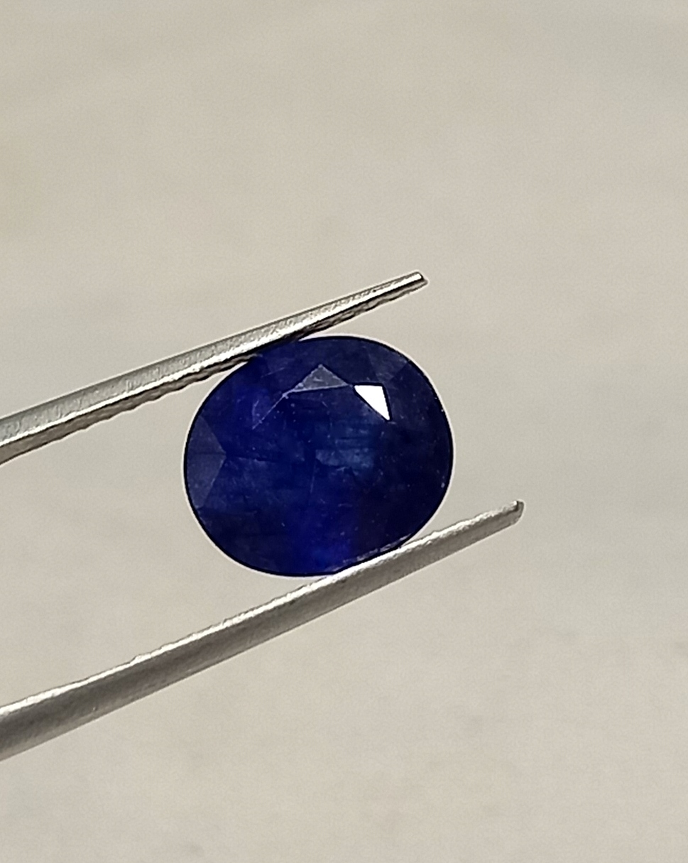 NATURAL BLUE SAPPHIRE GEMSTONE 2 Natural blue sapphire gemstone 2