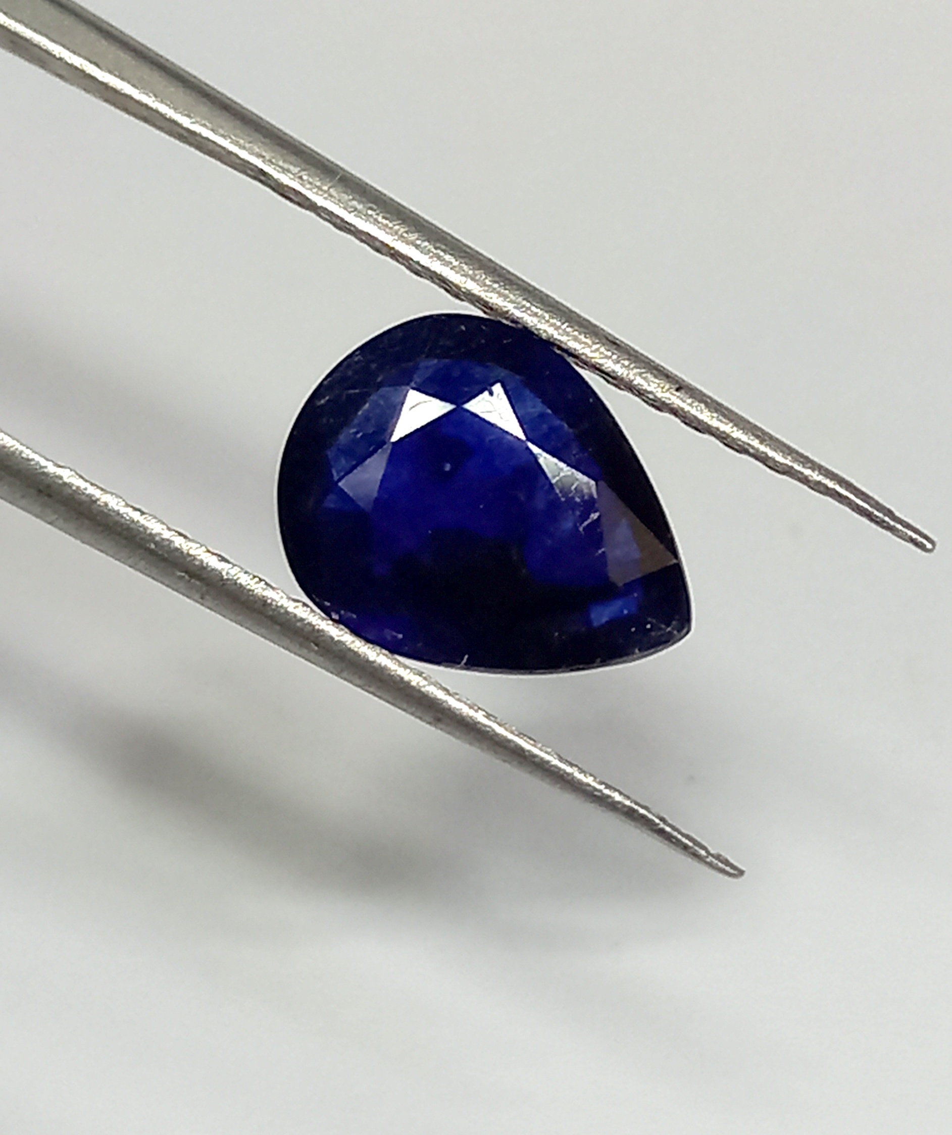 NATURAL BLUE SAPPHIRE GEMSTONE 2 Natural blue sapphire gemstone 2