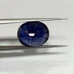 Natural blue sapphire gemstone 3