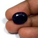 Natural blue sapphire gemstone 4