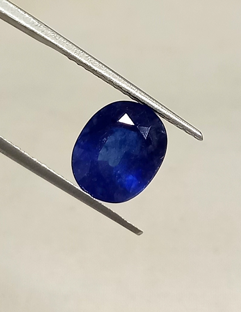NATURAL BLUE SAPPHIRE GEMSTONE 4 Natural blue sapphire gemstone 4