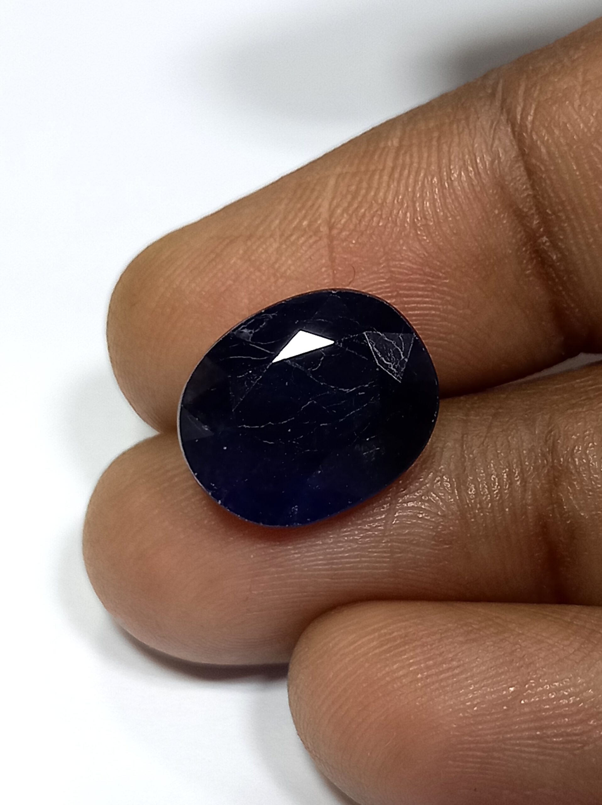 Natural blue sapphire gemstone 4