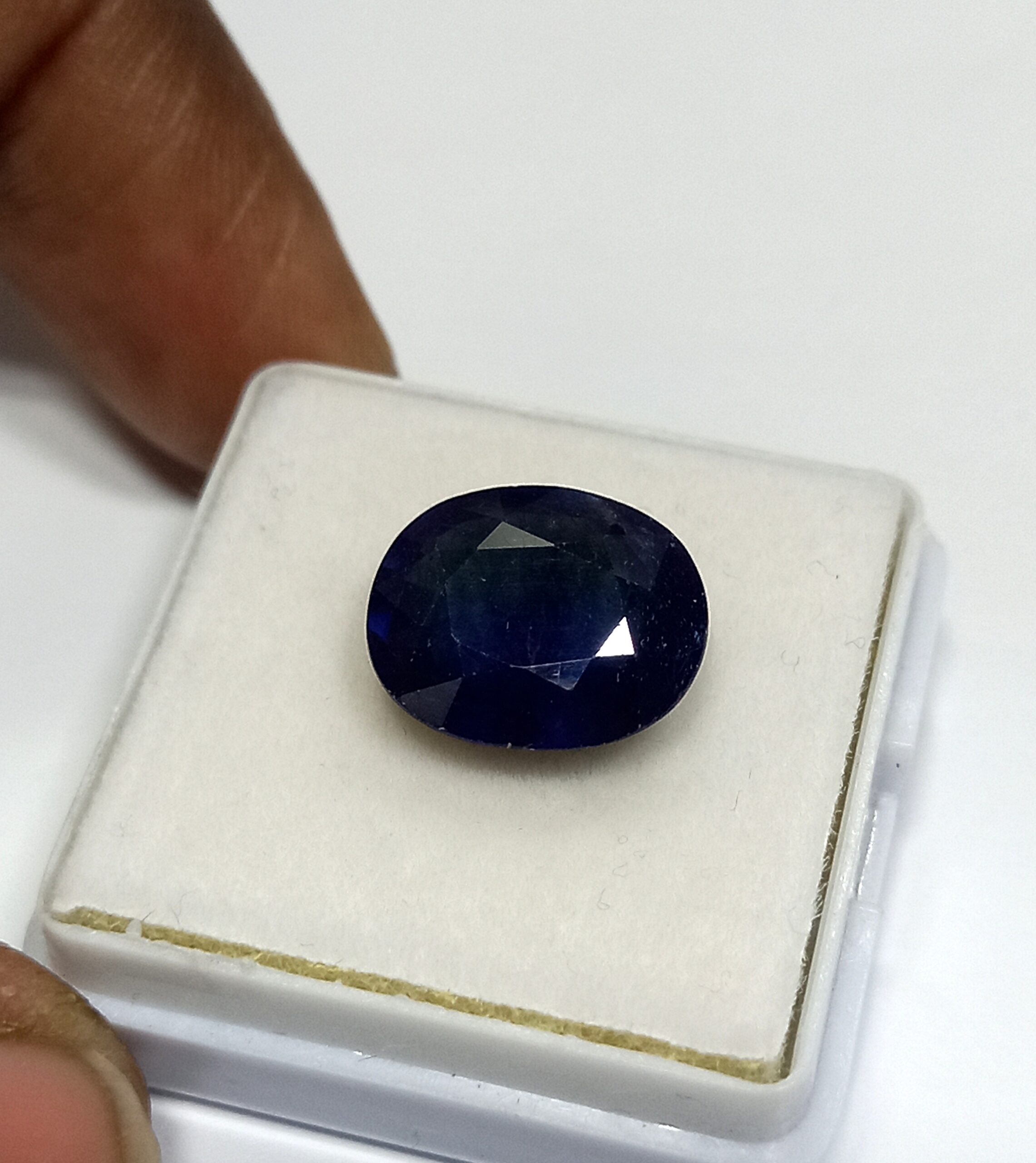 NATURAL BLUE SAPPHIRE GEMSTONE 5 Natural blue sapphire gemstone 5