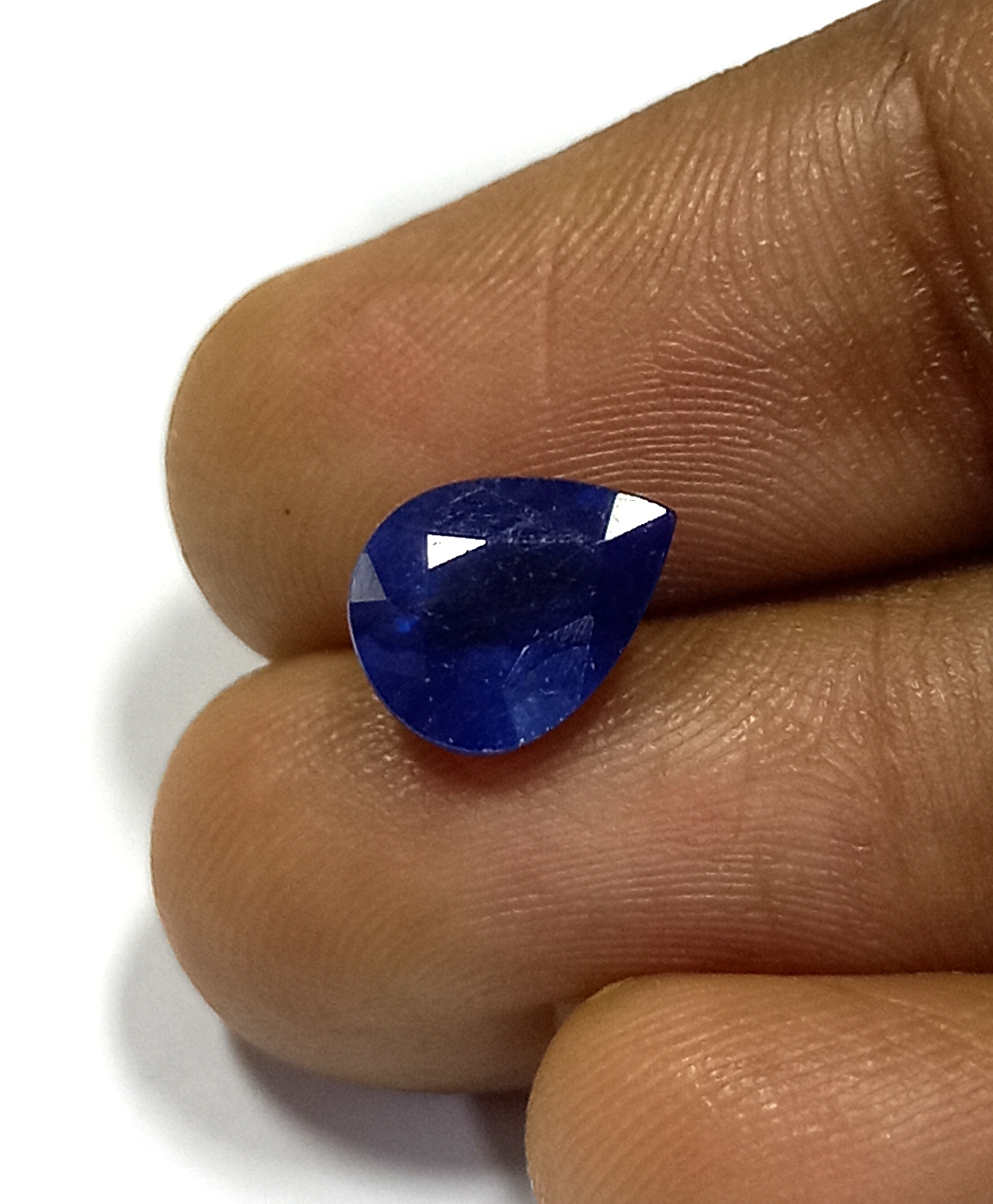 Natural blue sapphire gemstone 5