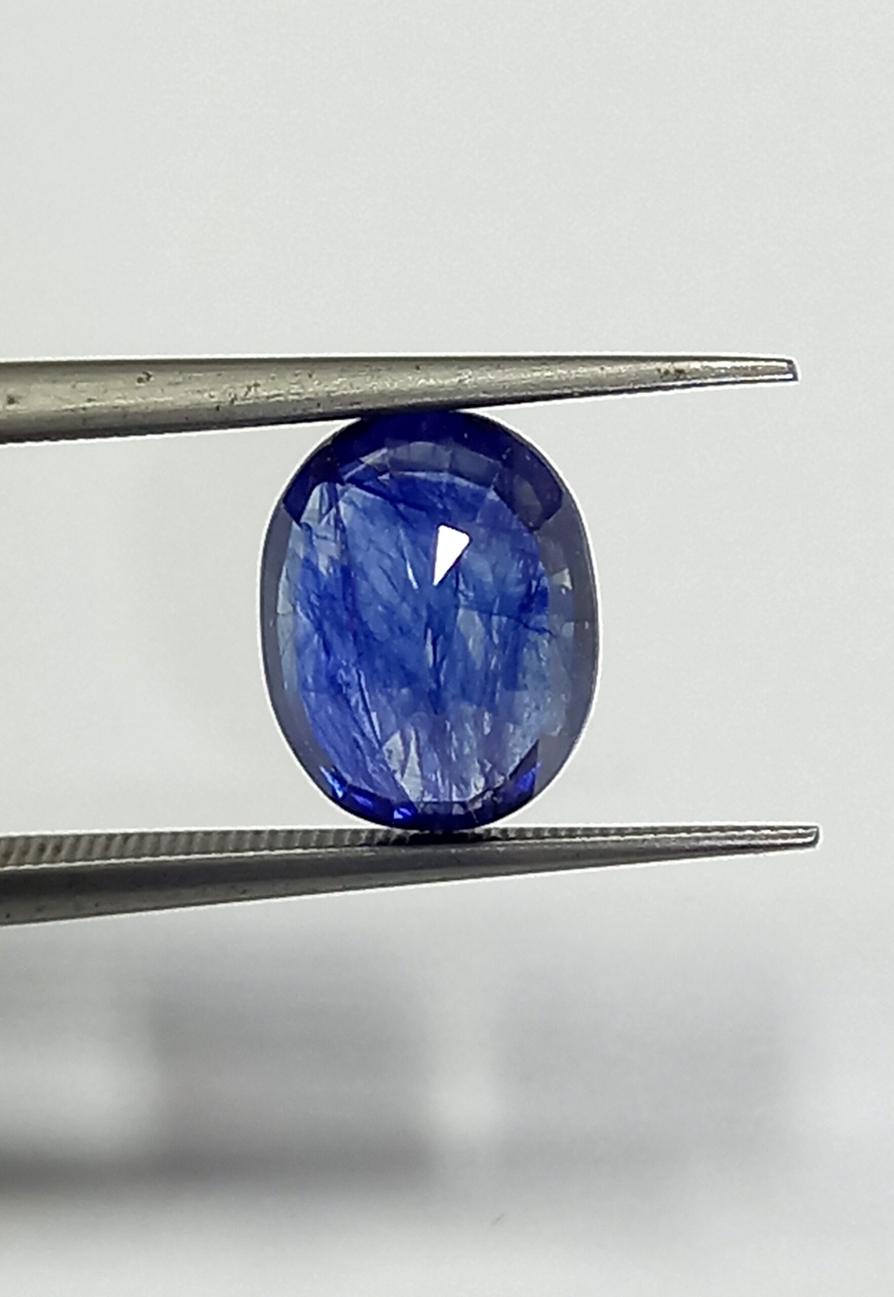 Natural blue sapphire gemstone 5