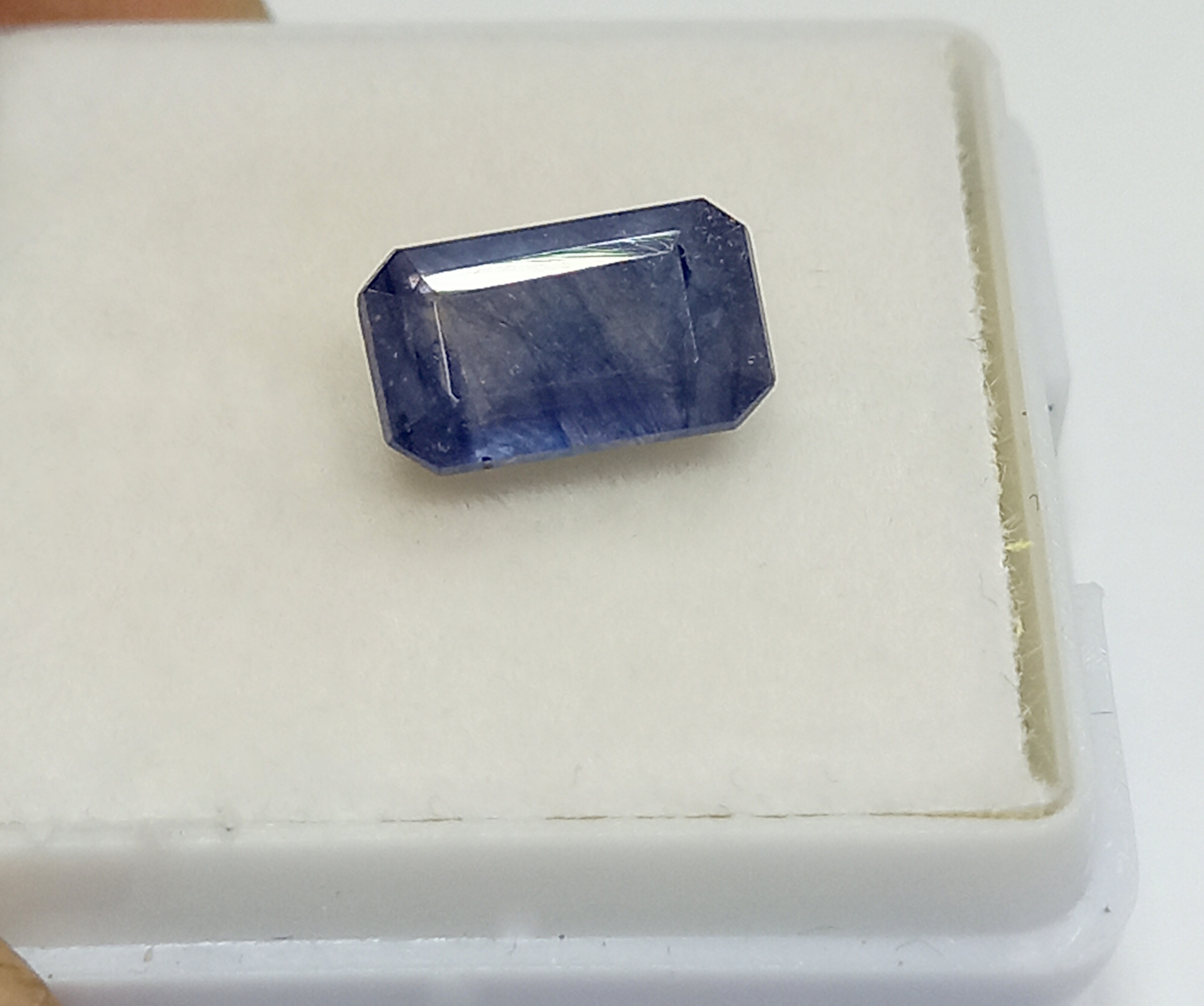 NATURAL BLUE SAPPHIRE GEMSTONE 6 Natural blue sapphire gemstone 6