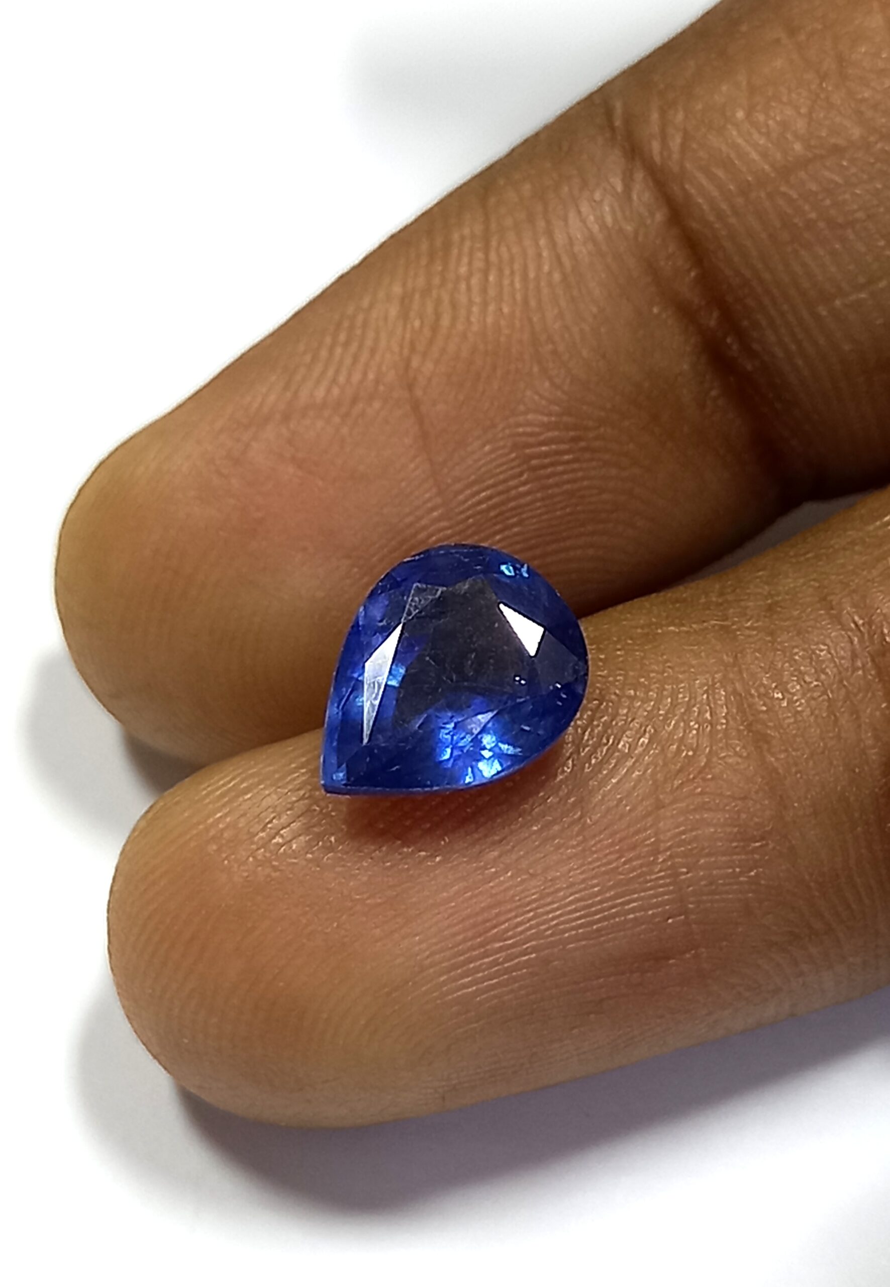 Natural blue sapphire gemstone 6