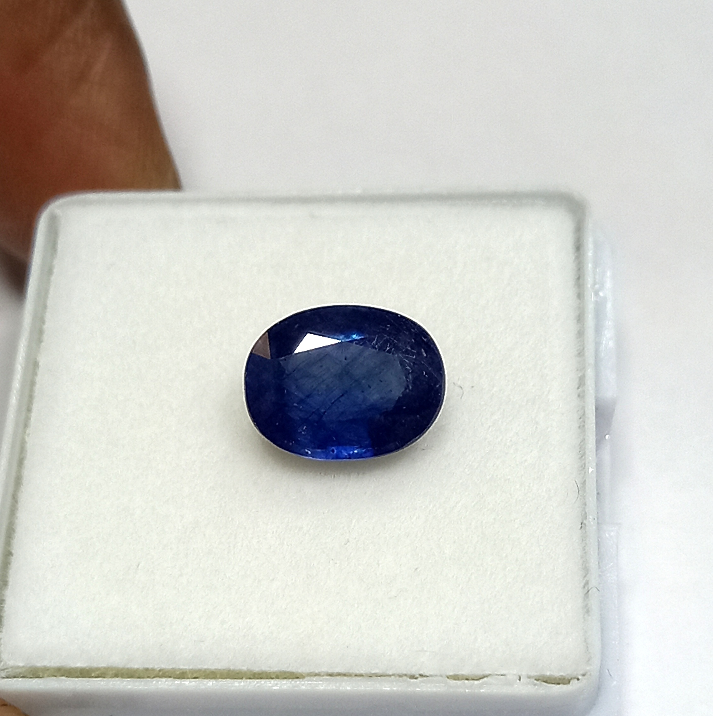 Natural blue sapphire gemstone 6