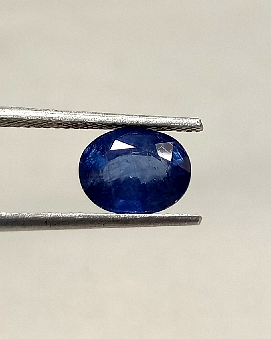 NATURAL BLUE SAPPHIRE GEMSTONE 6 Natural blue sapphire gemstone 6