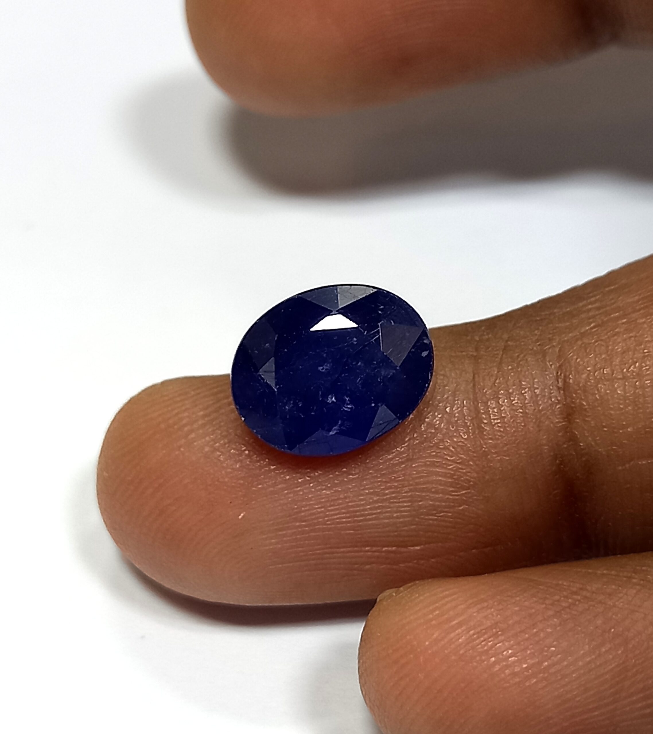 Natural blue sapphire gemstone 6