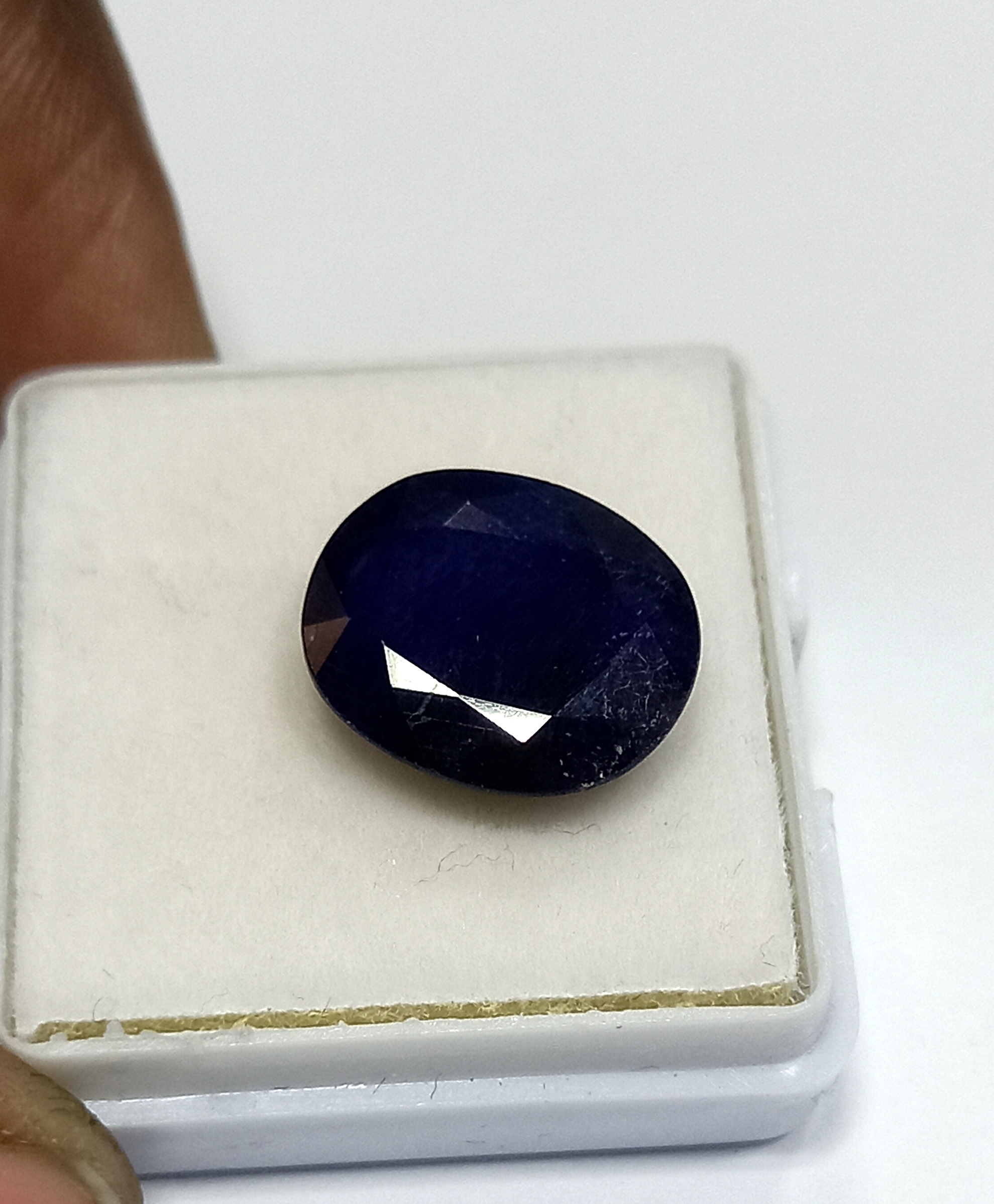 Natural blue sapphire gemstone 6