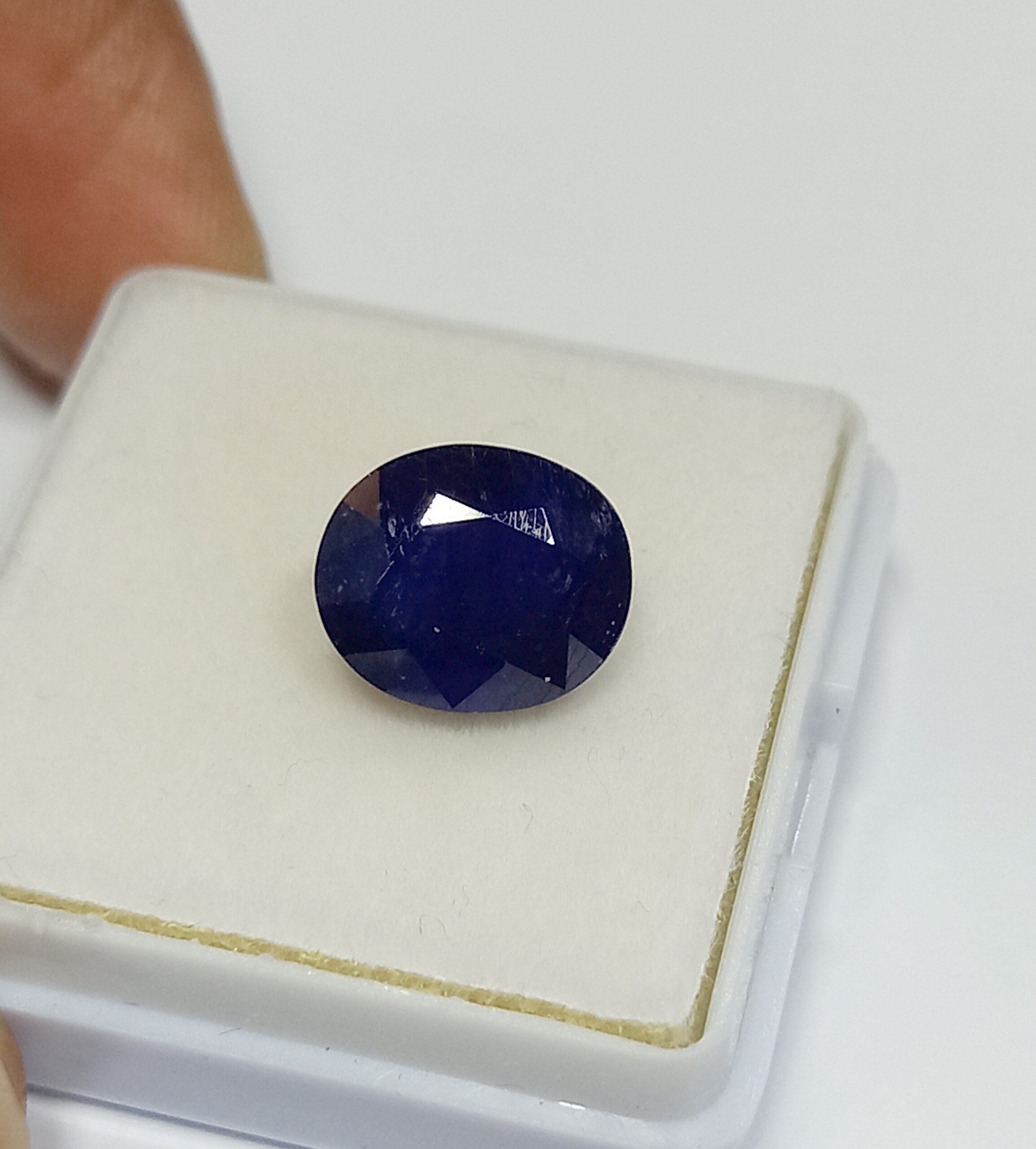 NATURAL BLUE SAPPHIRE GEMSTONE 6 Natural blue sapphire gemstone 6