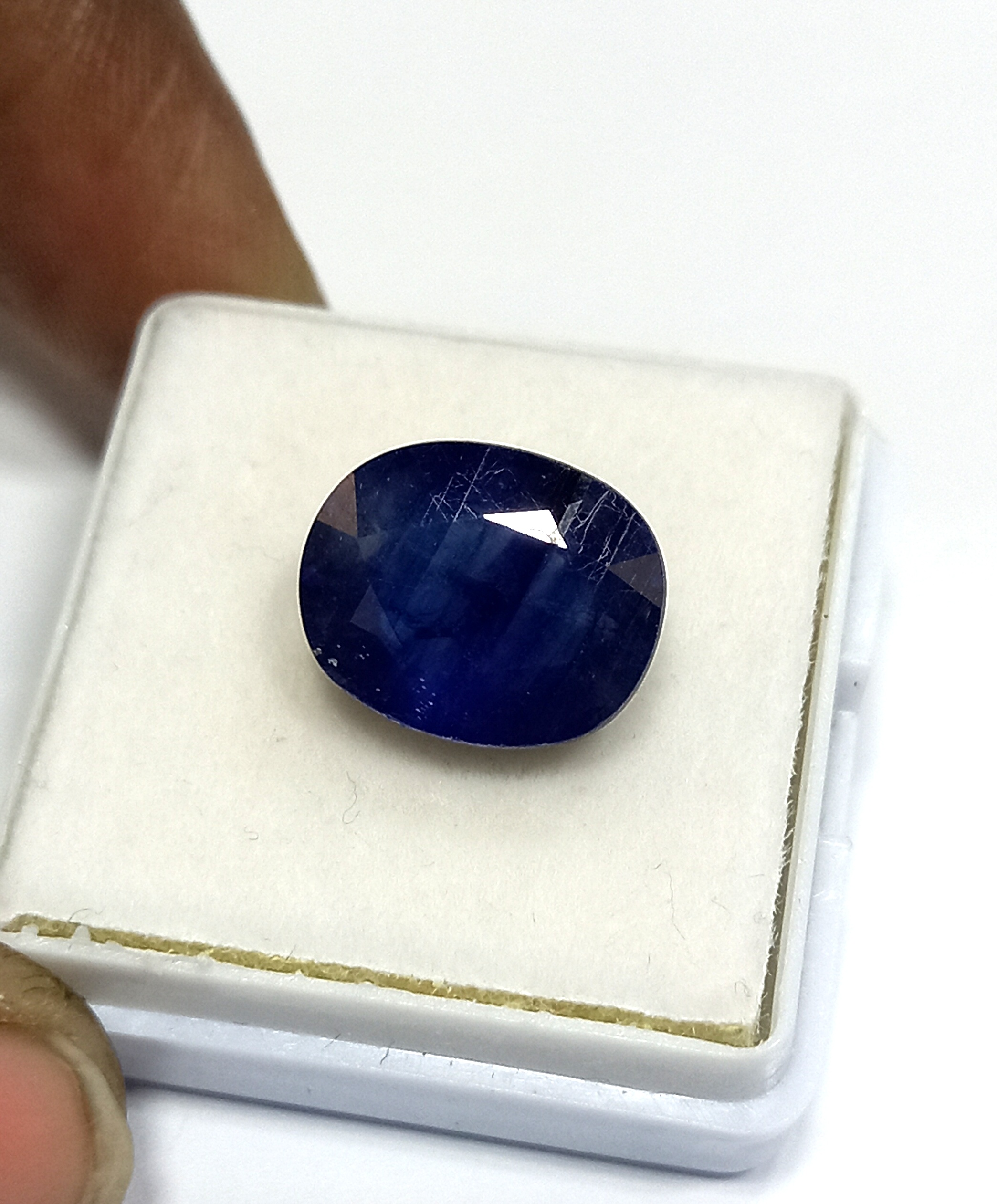 Natural blue sapphire gemstone 7