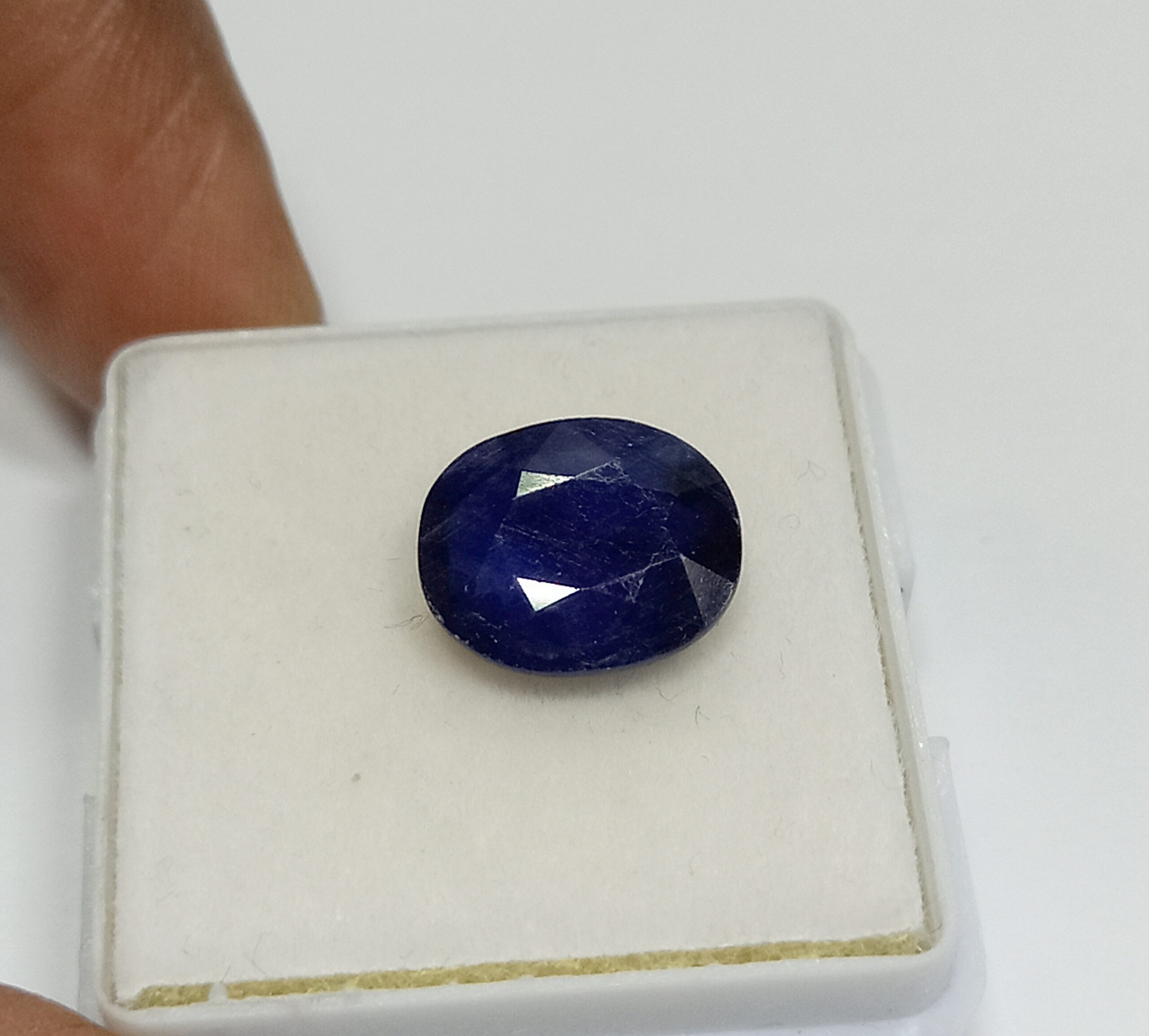 NATURAL BLUE SAPPHIRE GEMSTONE 7 Natural blue sapphire gemstone 7