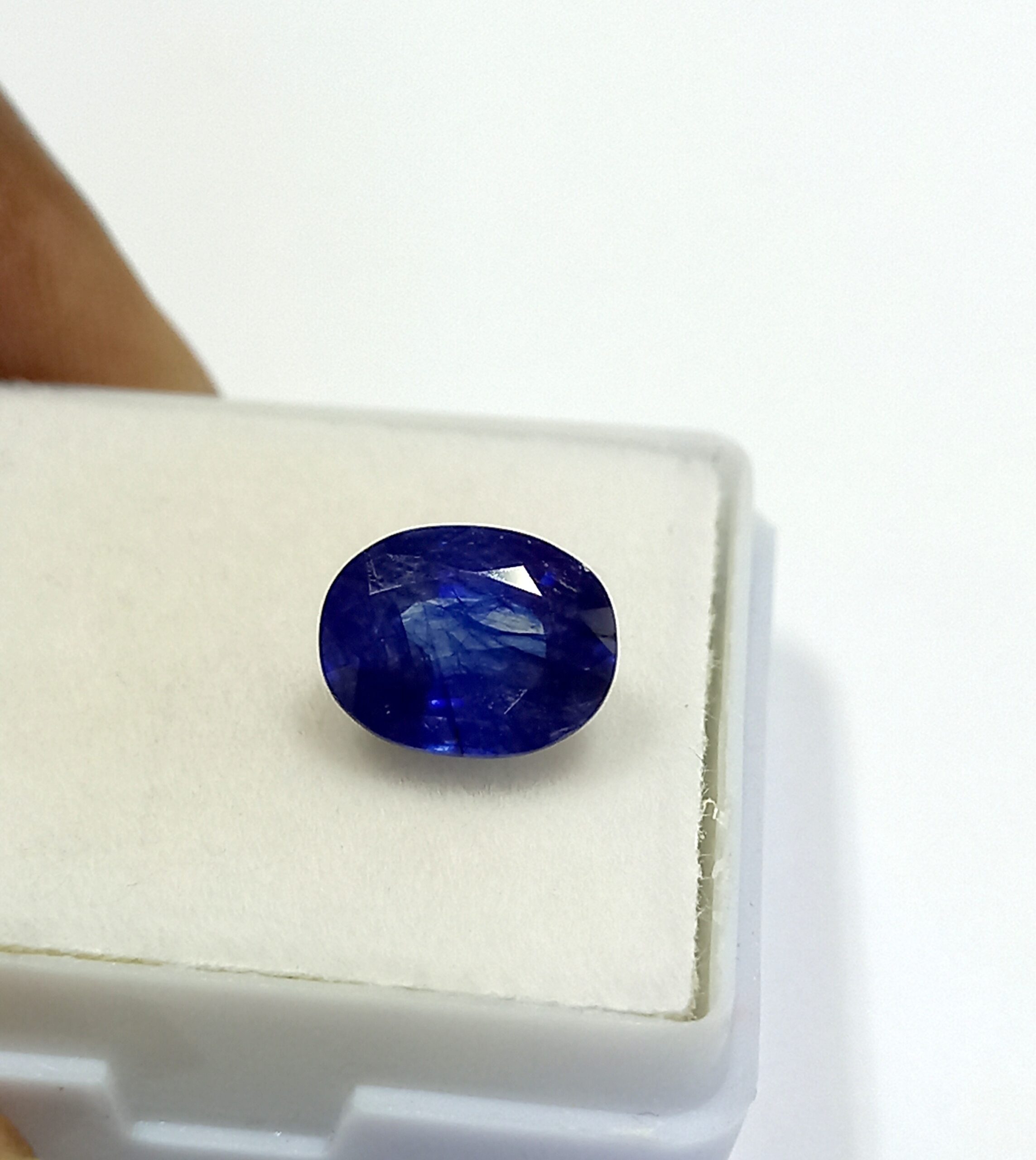 Natural blue sapphire gemstone 8