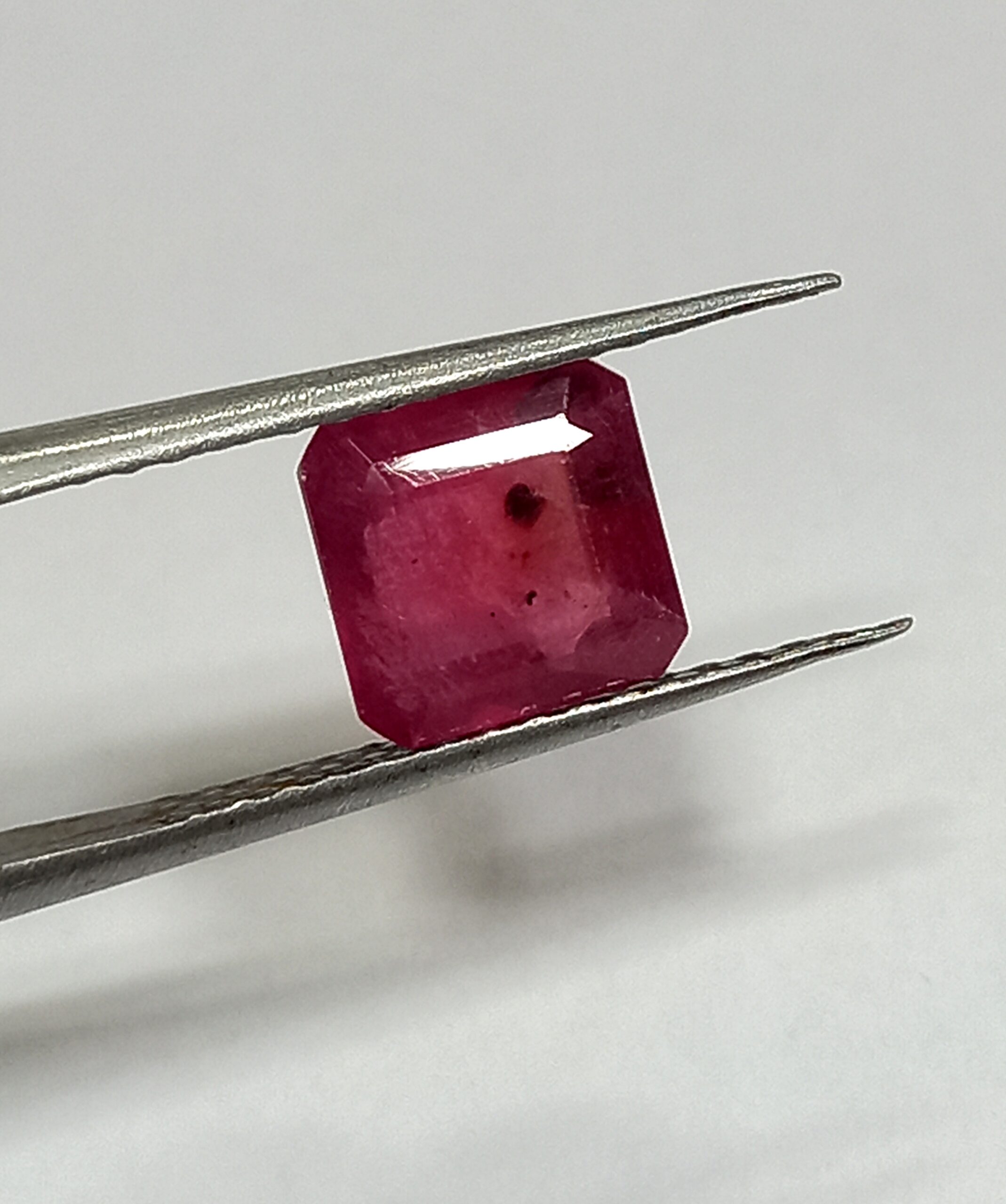 NATURAL RUBY GEMSTONE 2 Natural ruby gemstone 2