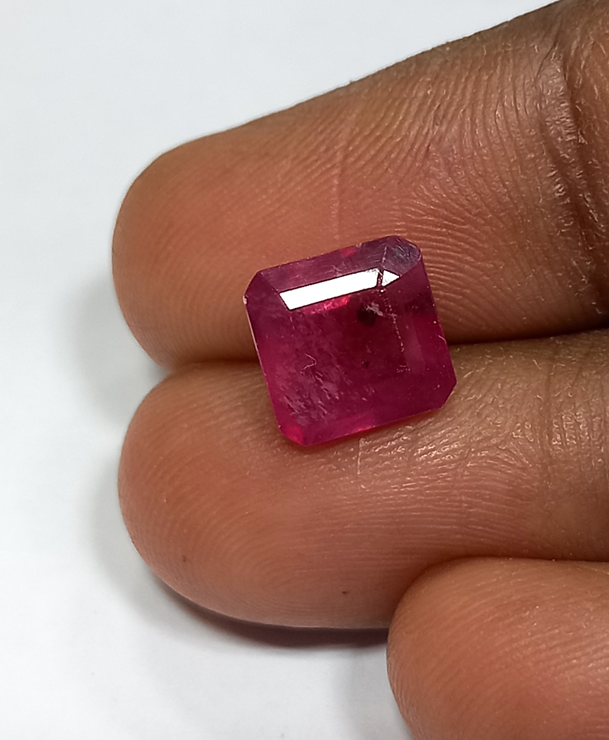 NATURAL RUBY GEMSTONE 3 Natural ruby gemstone 3