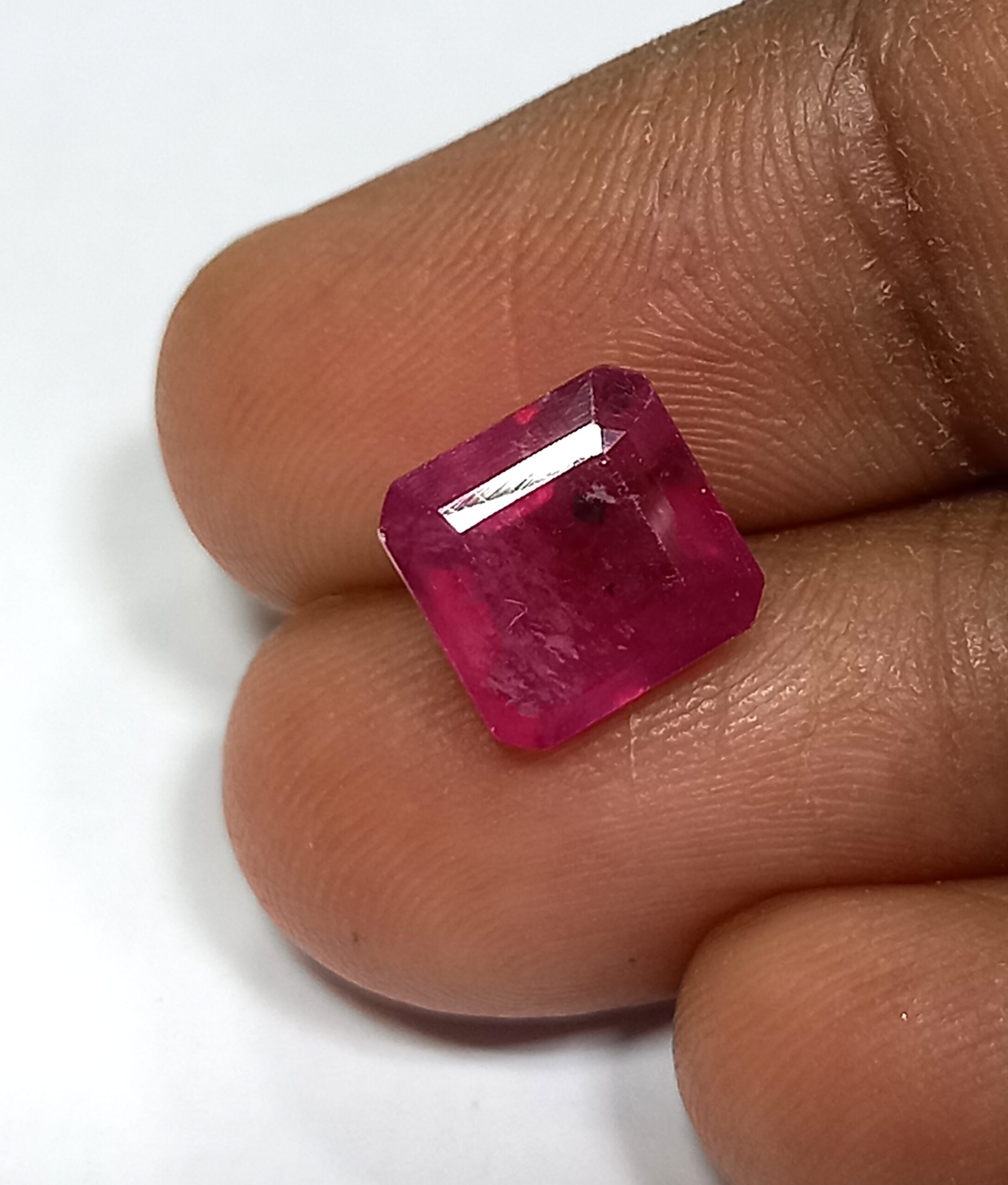 NATURAL RUBY GEMSTONE 4 Natural ruby gemstone 4