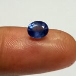 Natural blue sapphire gemstone 0.67 cts 3