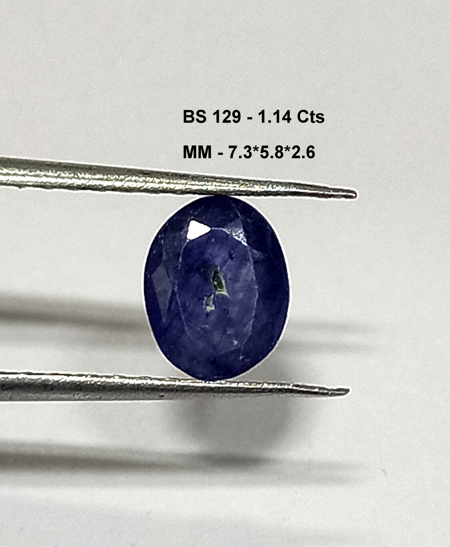 Natural Blue Sapphire Gemstone 1 blue sapphire